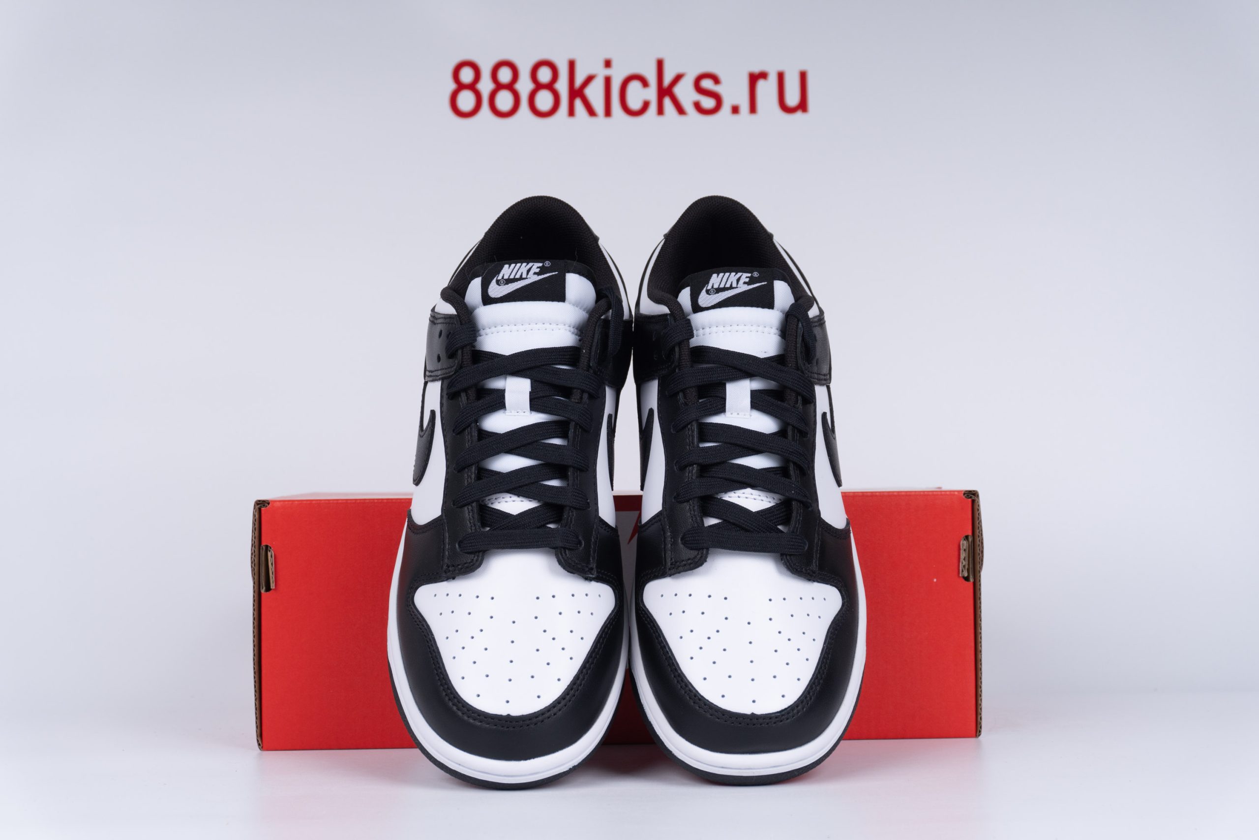Nike Dunk Low Retro White Black Panda 2021