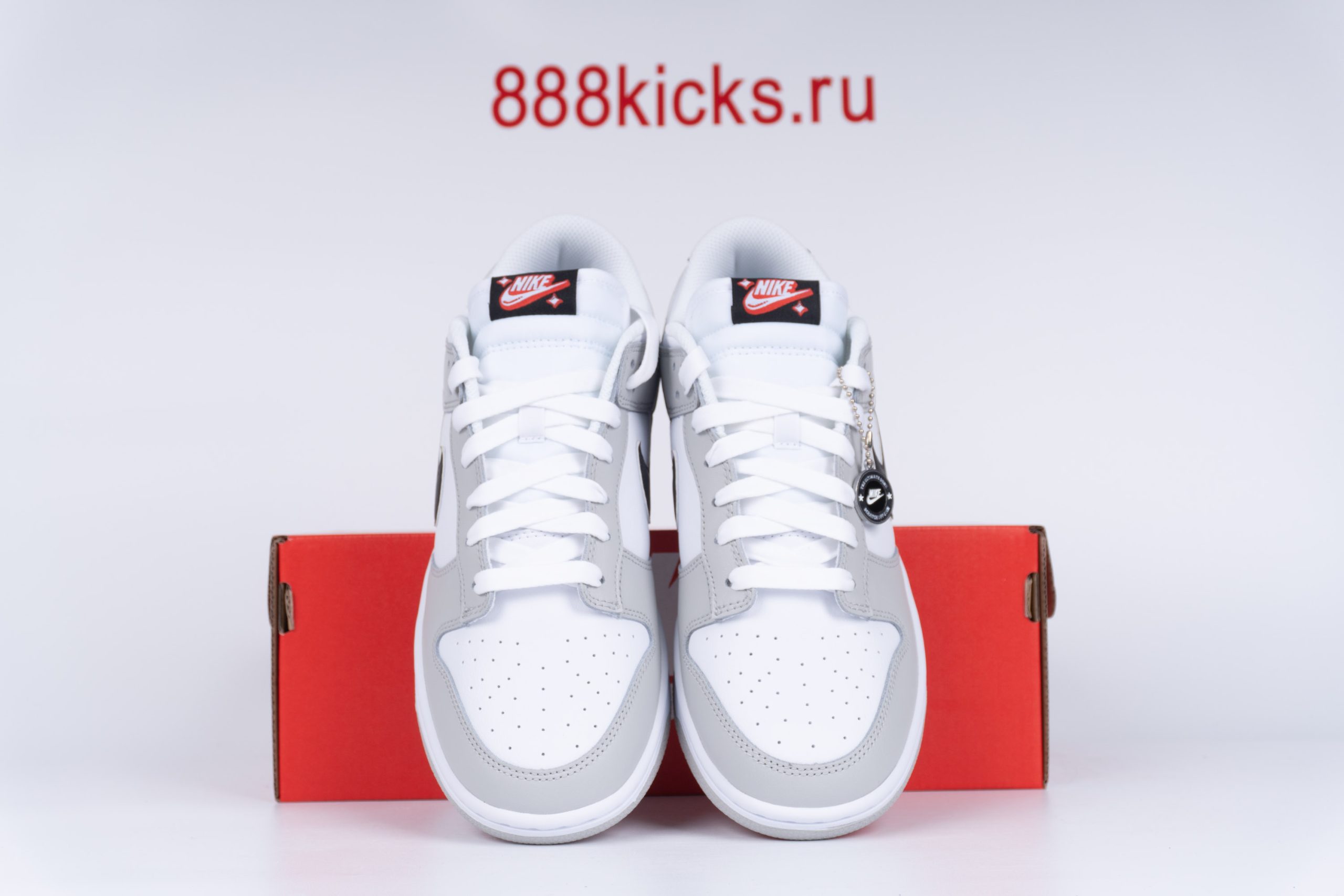 Nike Dunk Low SE Jackpot