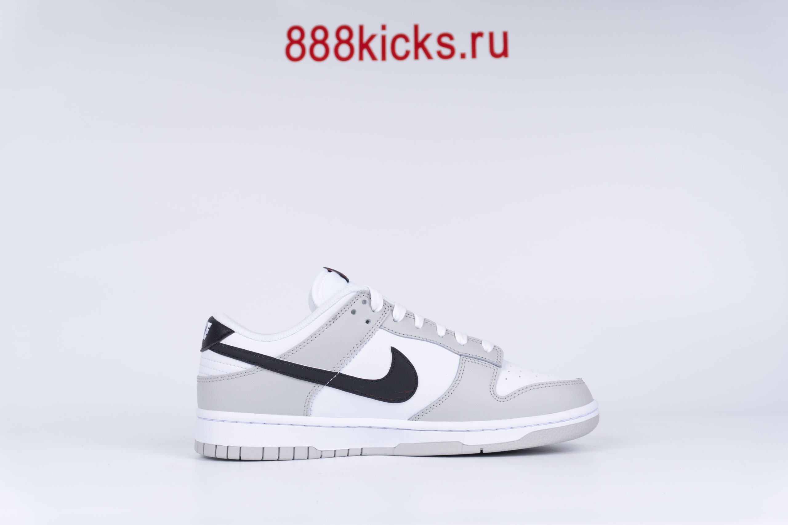 Nike Dunk Low SE Jackpot