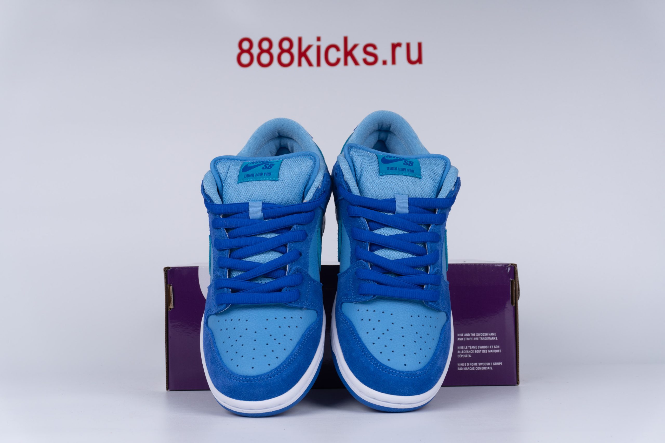 Nike SB Dunk Low Blue Raspberry