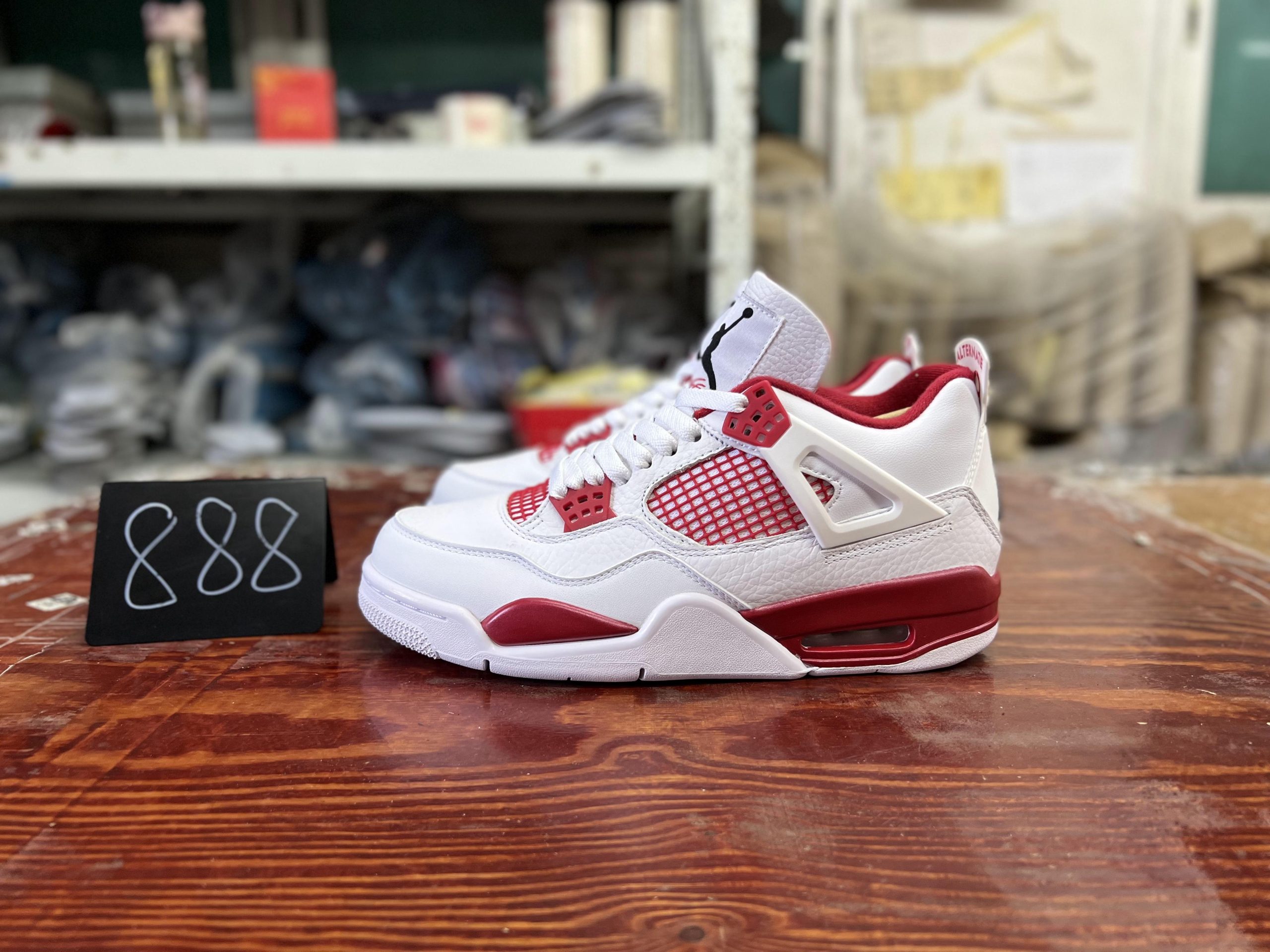 Jordan 4 Retro Alternate 89