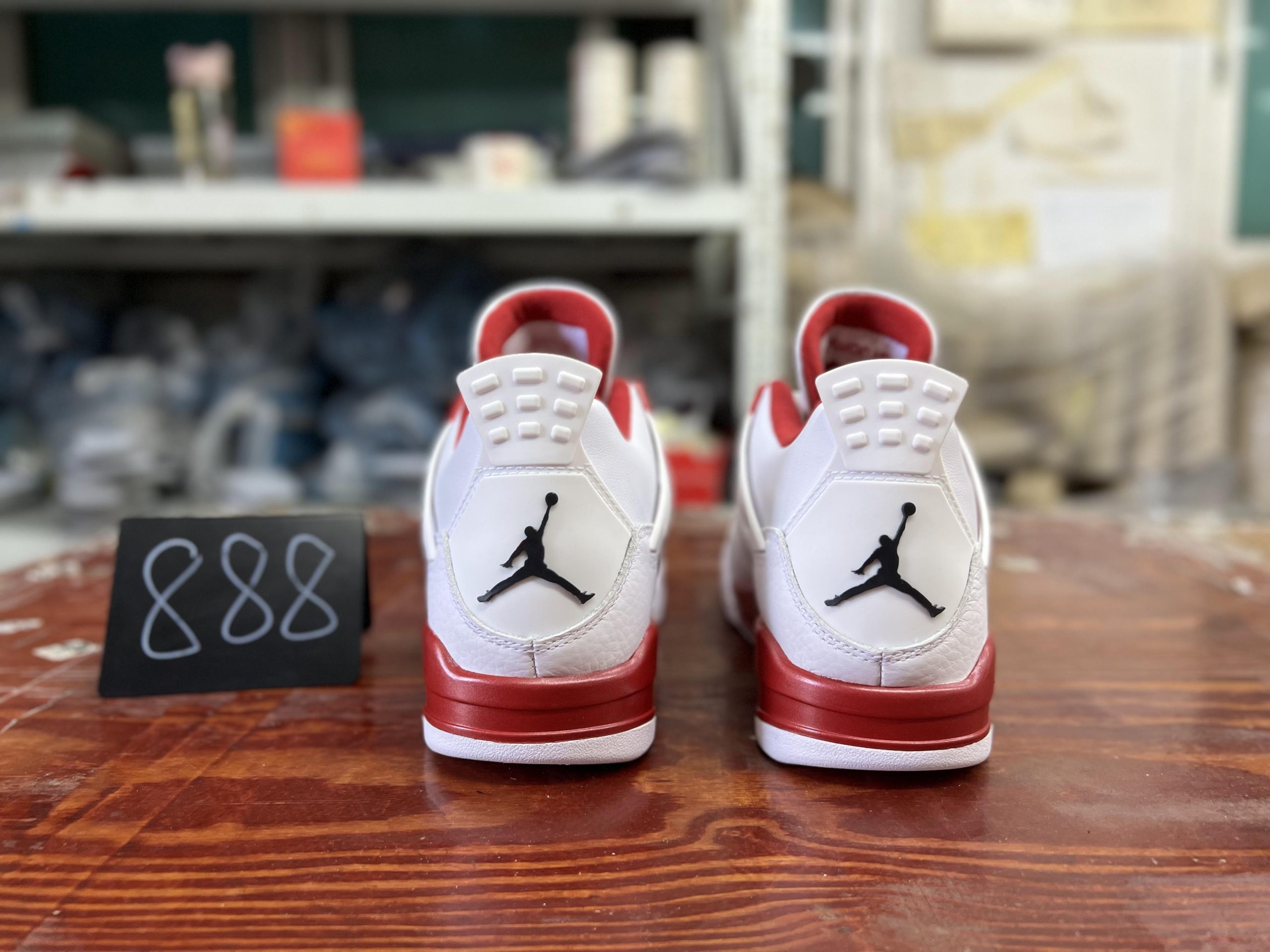 Jordan 4 Retro Alternate 89