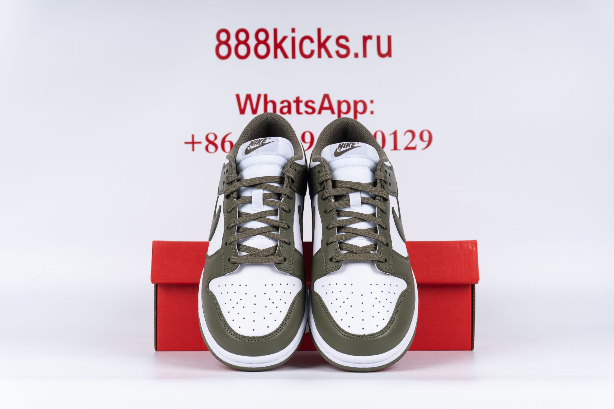 Nike Dunk Low Medium Olive