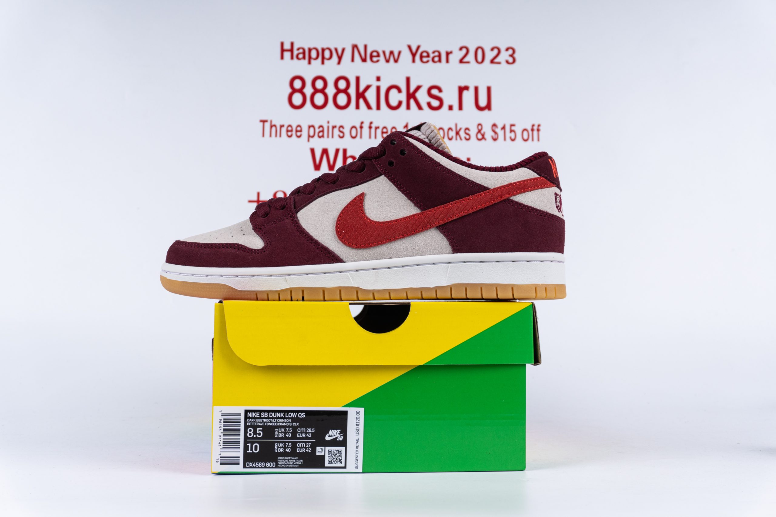 Nike SB Dunk Low Skate Like A Girl
