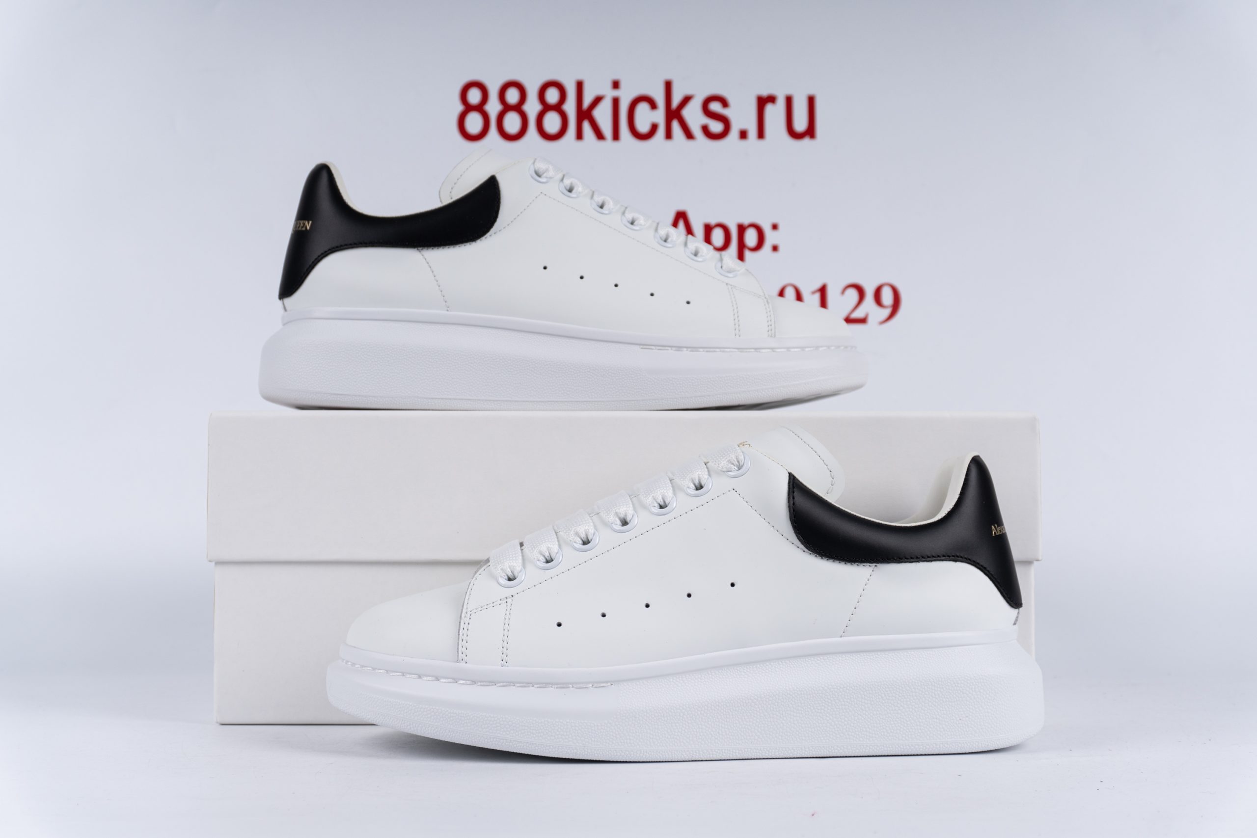 Alexander McQueen Oversized Ivory Black