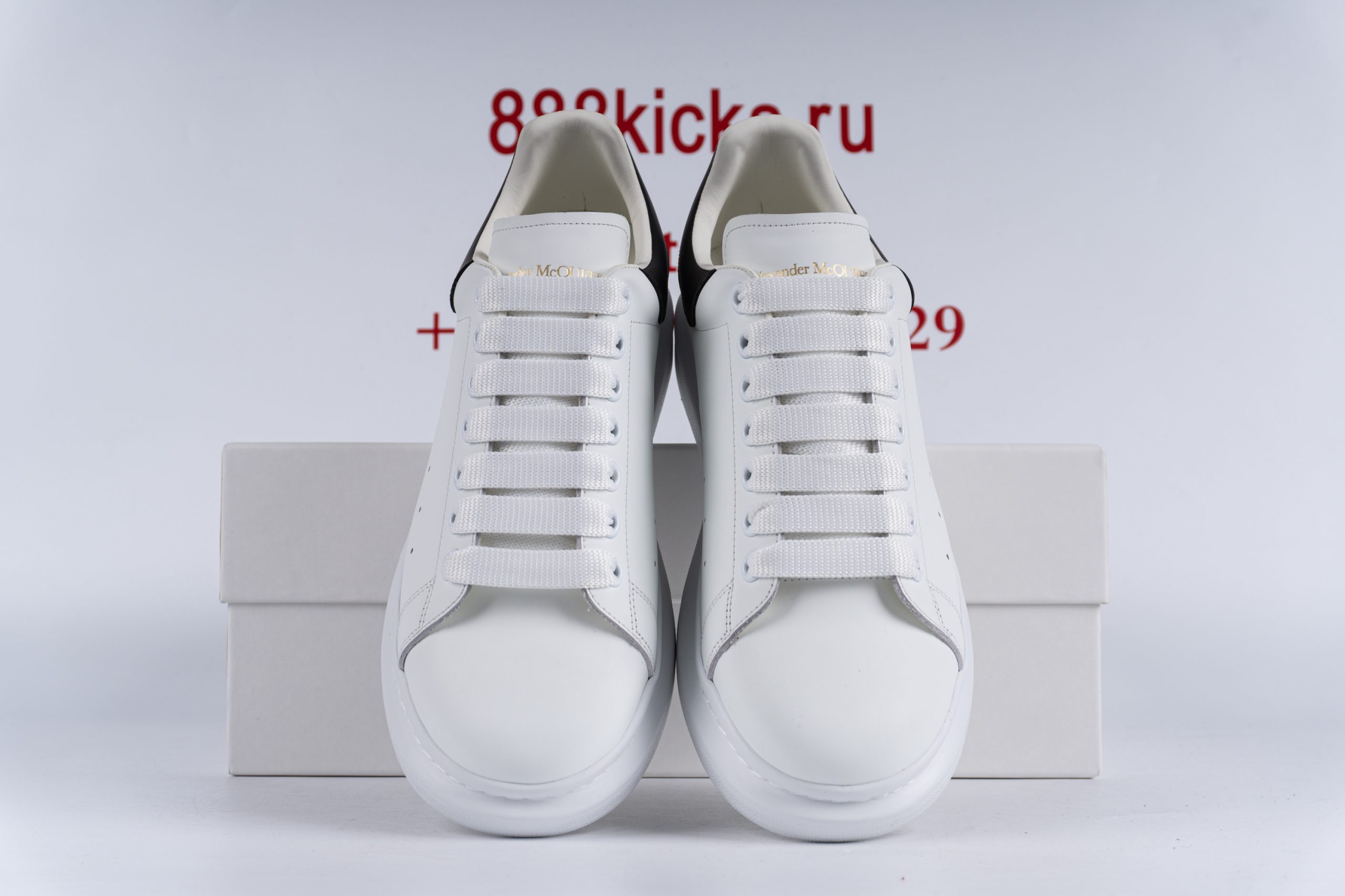 Alexander McQueen Oversized Ivory Black