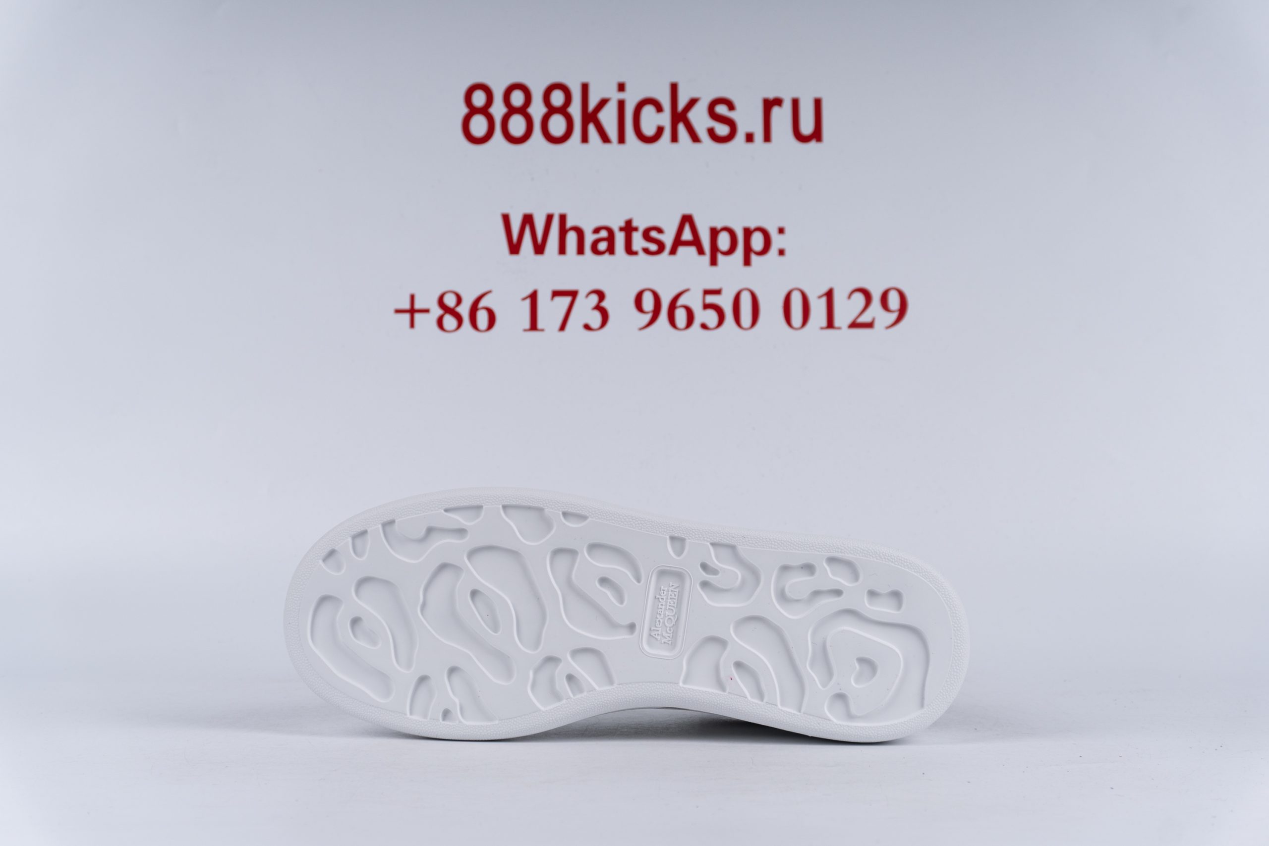 Alexander McQueen Oversized Ivory Black