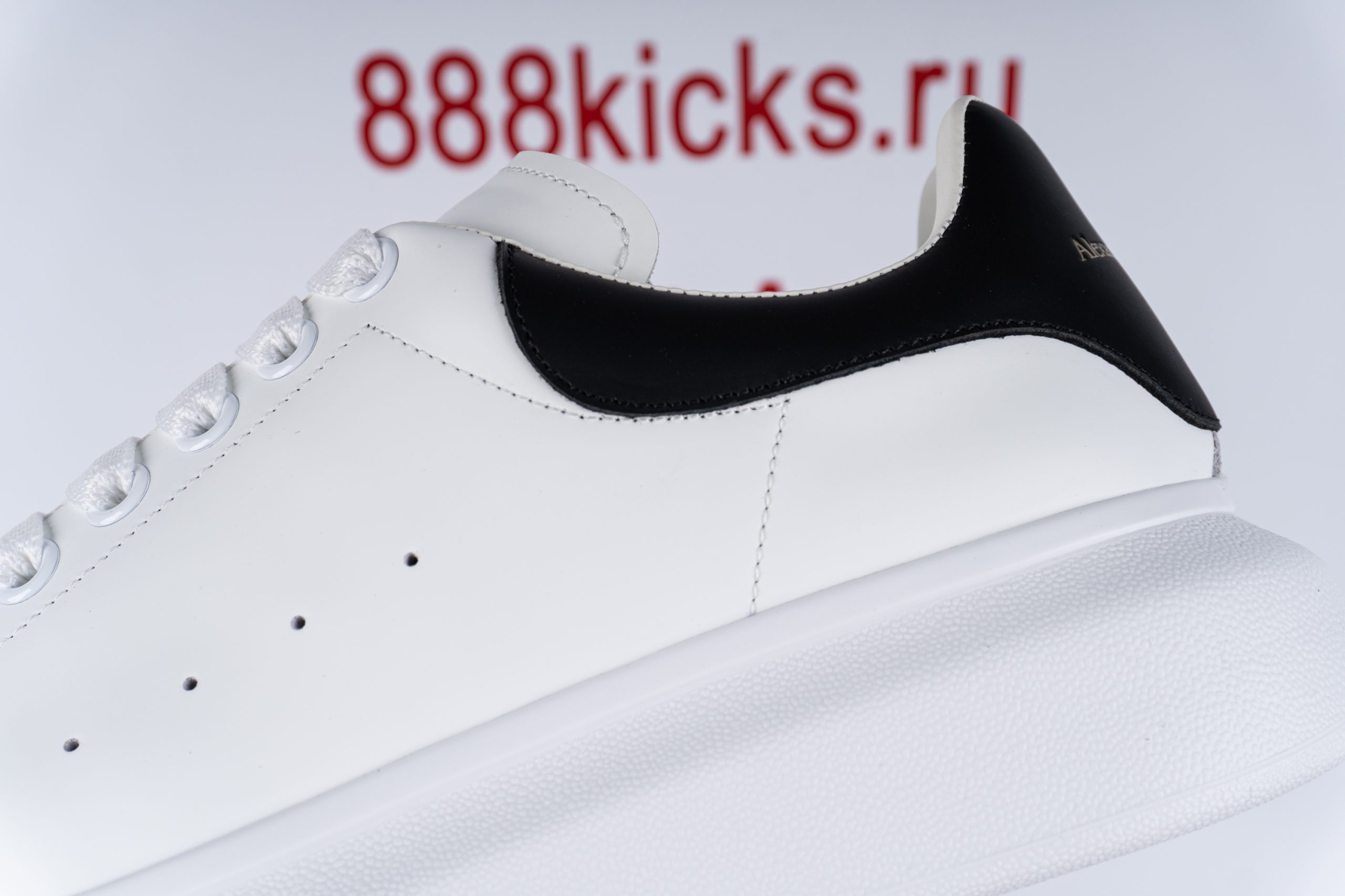 Alexander McQueen Oversized Ivory Black