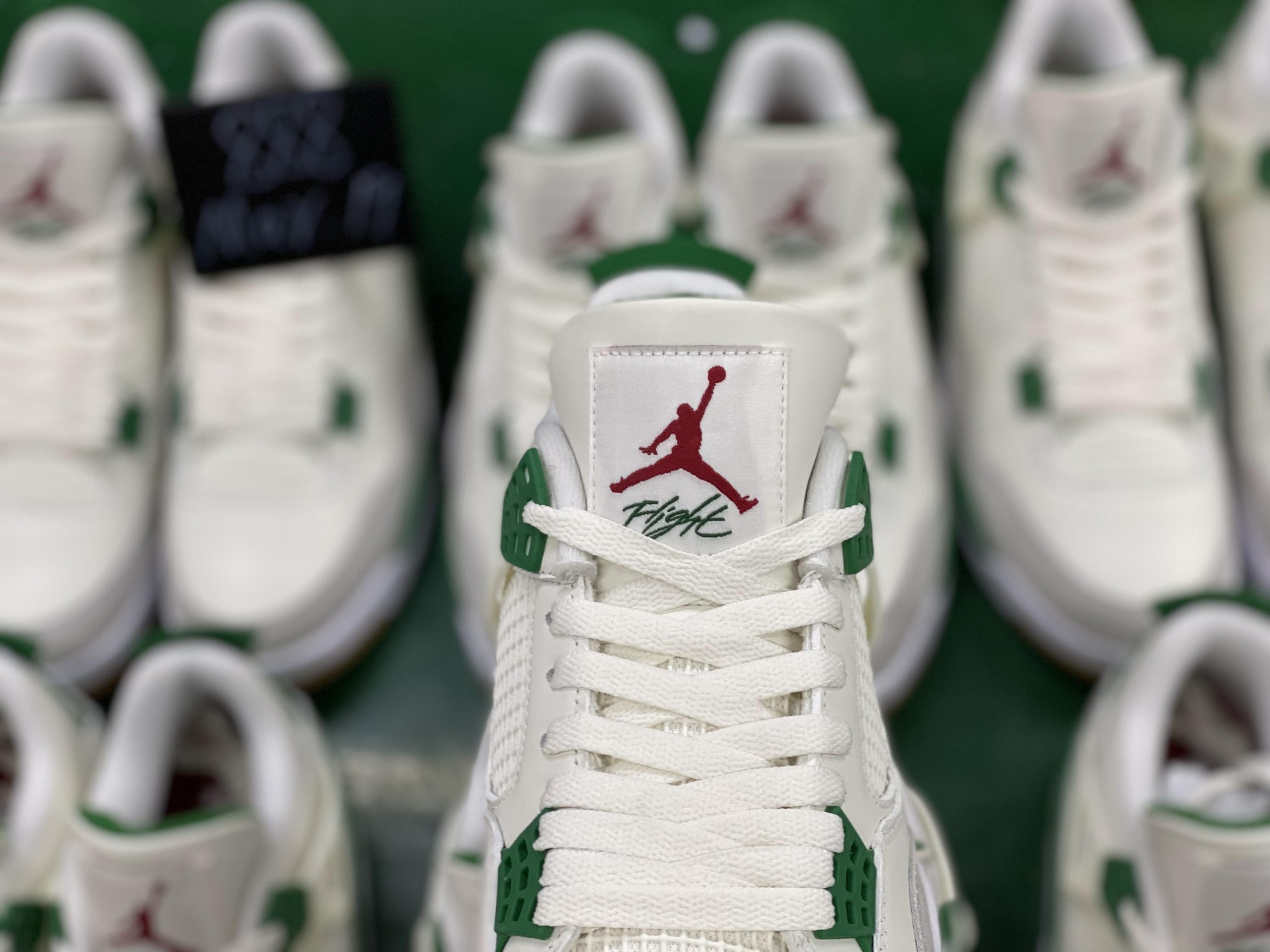 Jordan 4 Retro SB Pine Green
