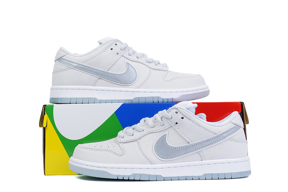 Nike SB Dunk Low White Lobster
