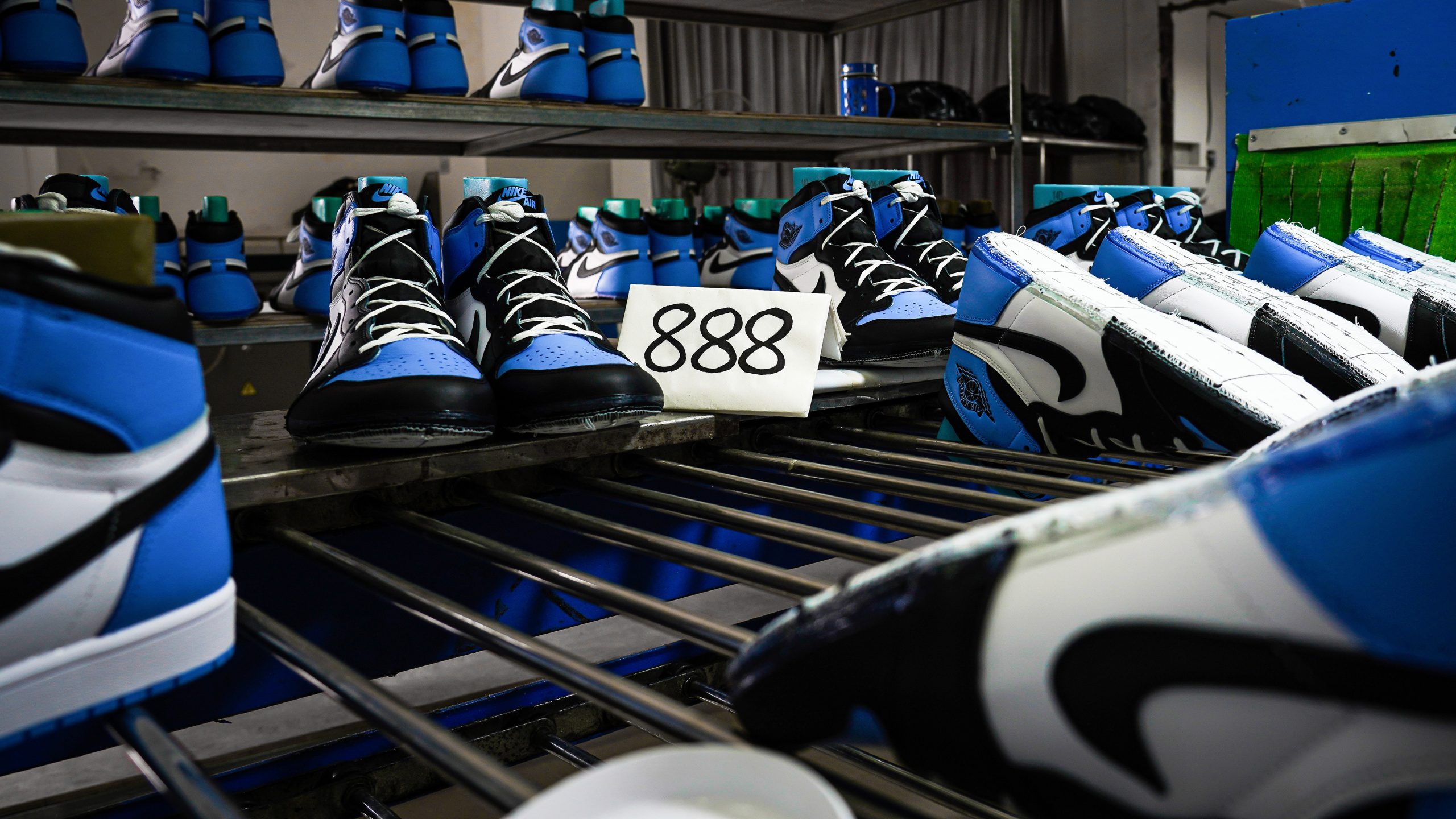 Jordan 1 High OG University Blue