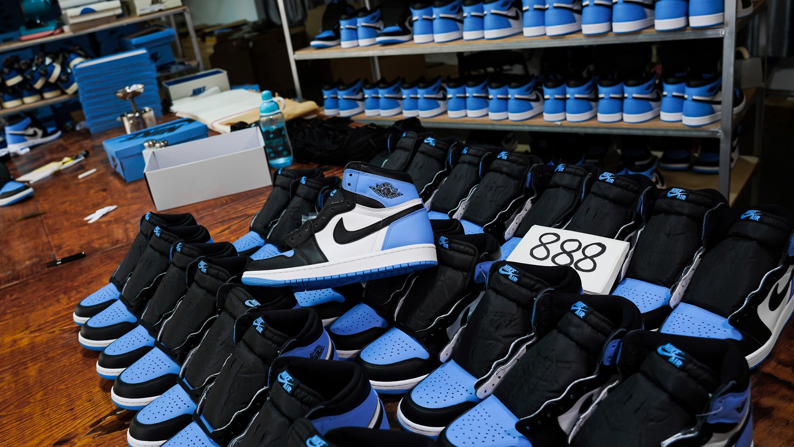 Jordan 1 High OG University Blue