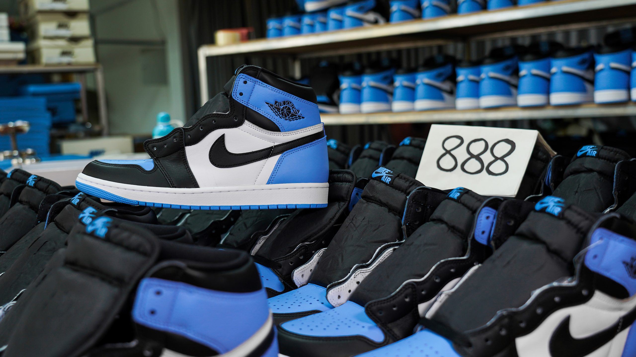 Jordan 1 High OG University Blue