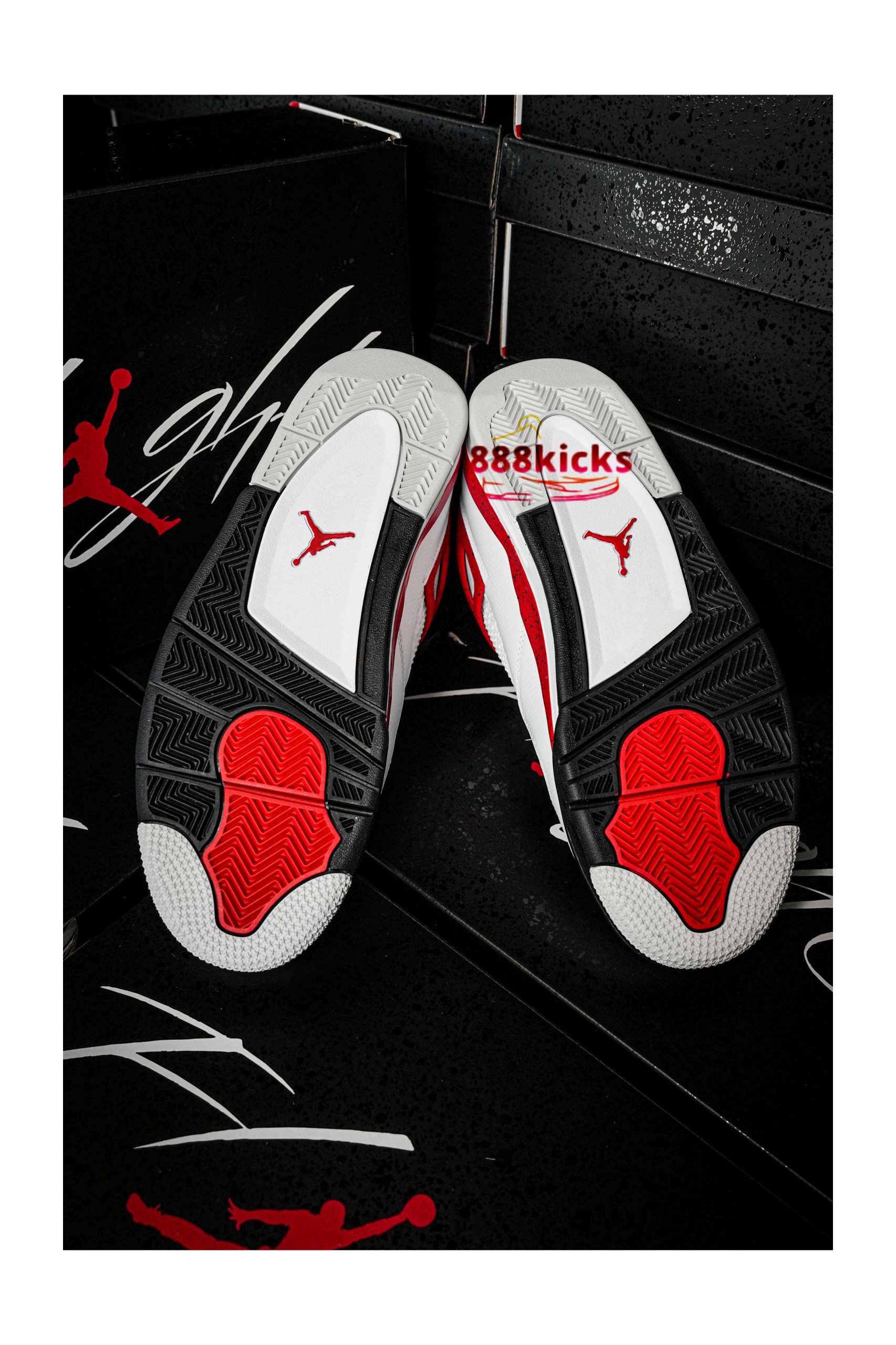 Jordan 4 Retro Neutral Grey