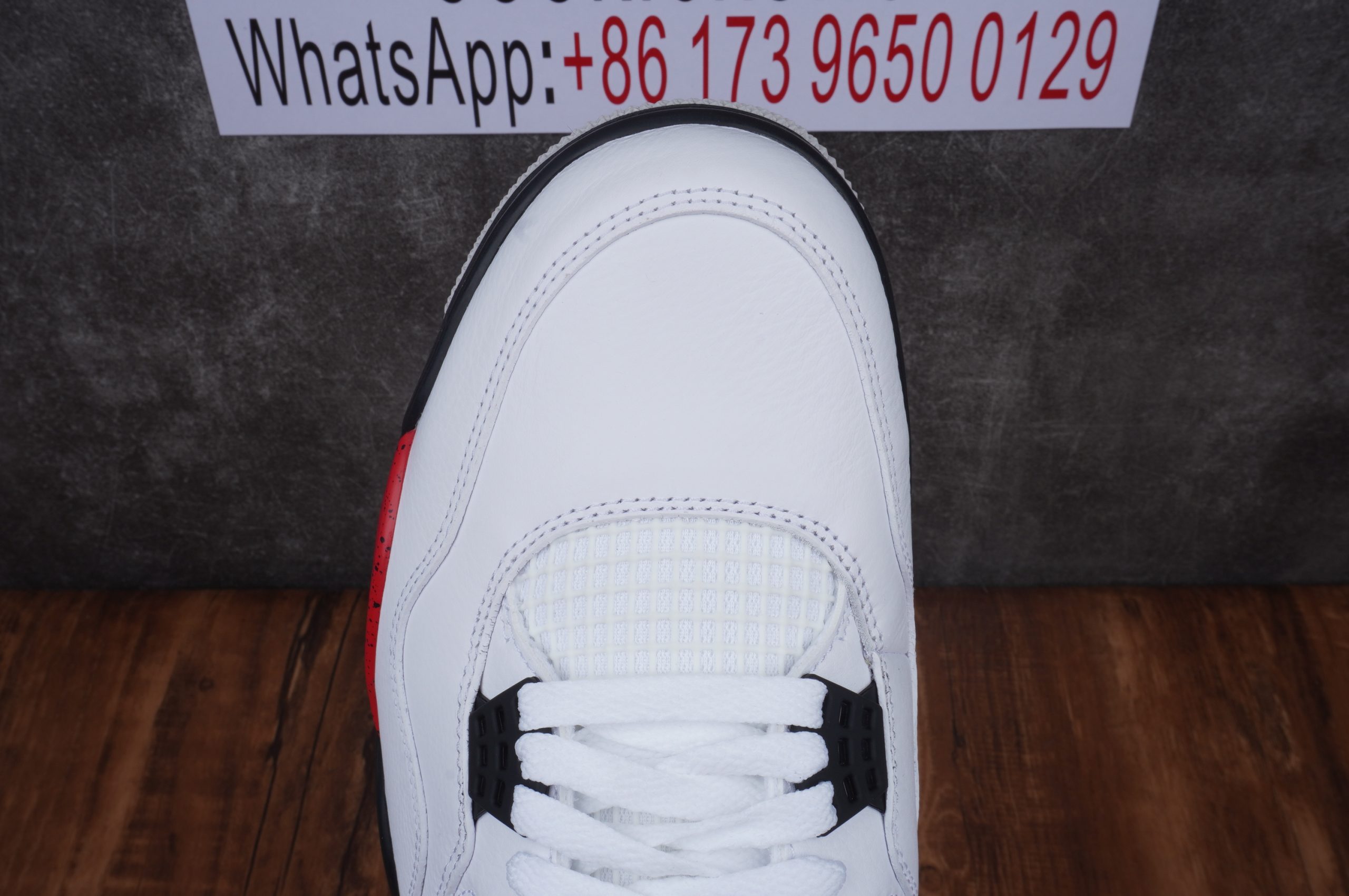 Jordan 4 Retro Neutral Grey