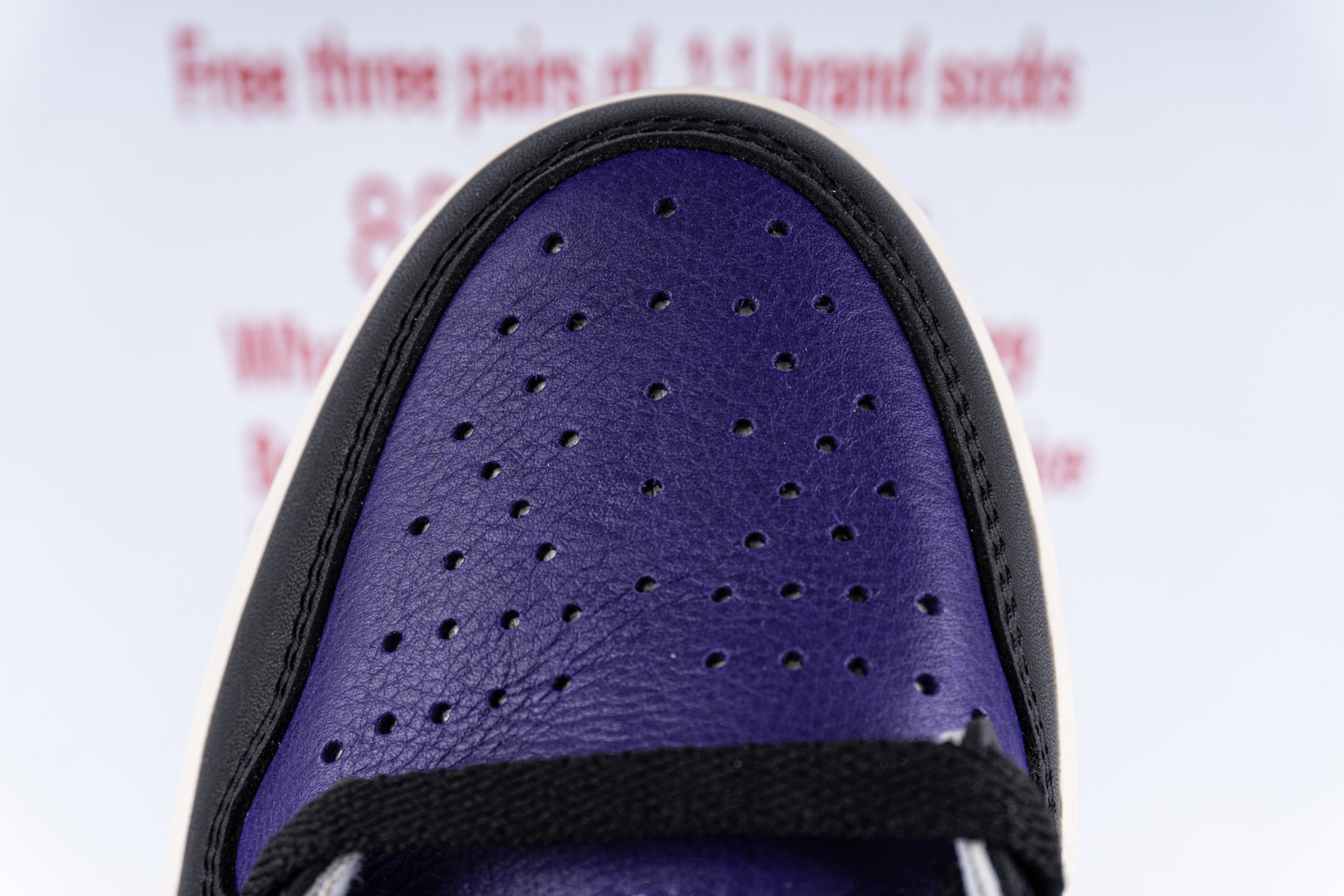 Jordan 1 Retro High Court Purple