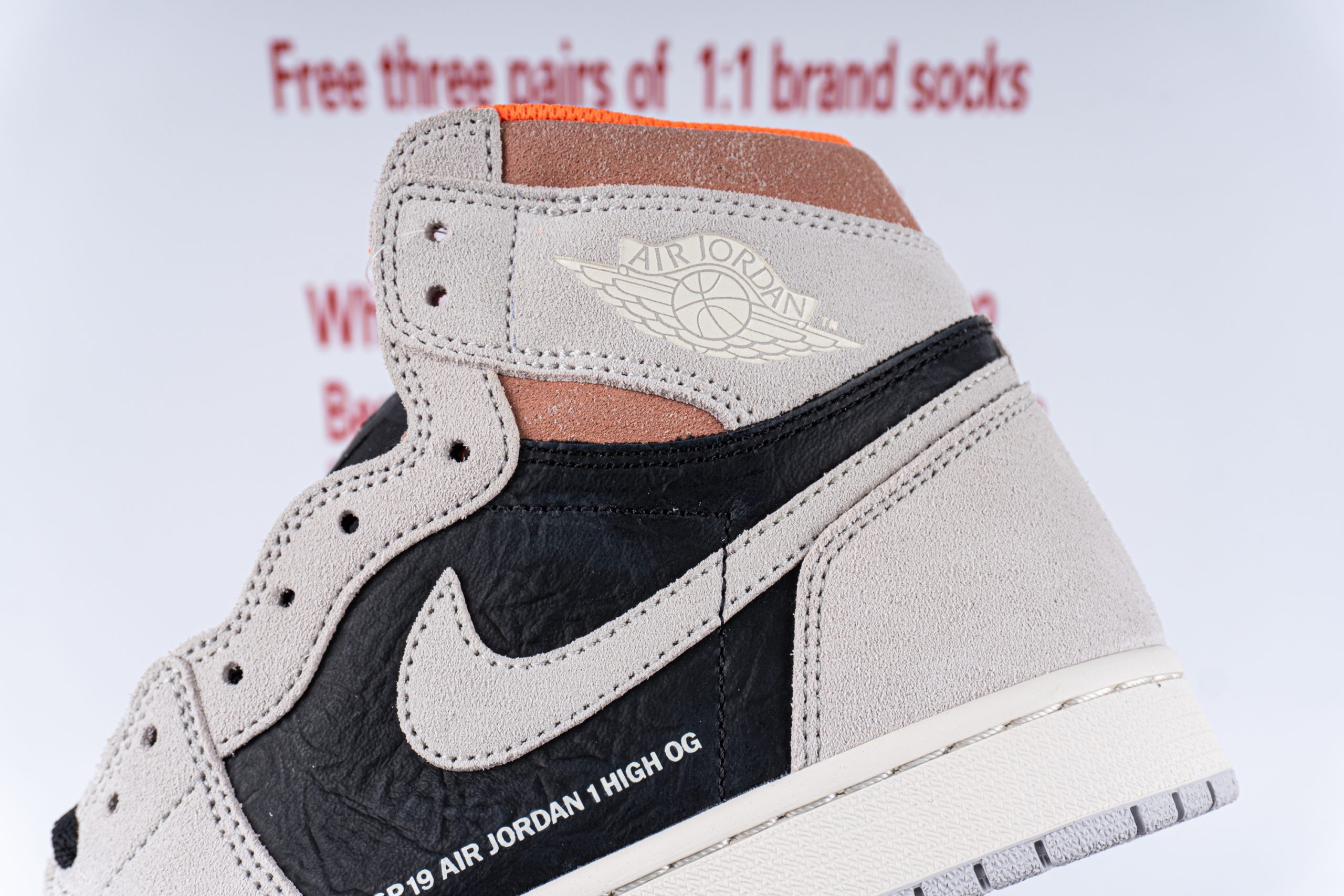 Jordan 1 Retro High Neutral Grey Hyper Crimson