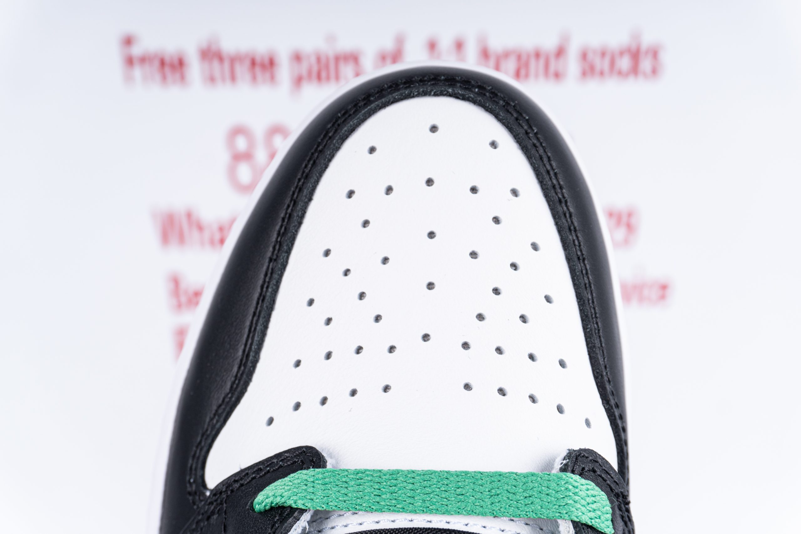 Jordan 1 Retro High OG Lucky Green