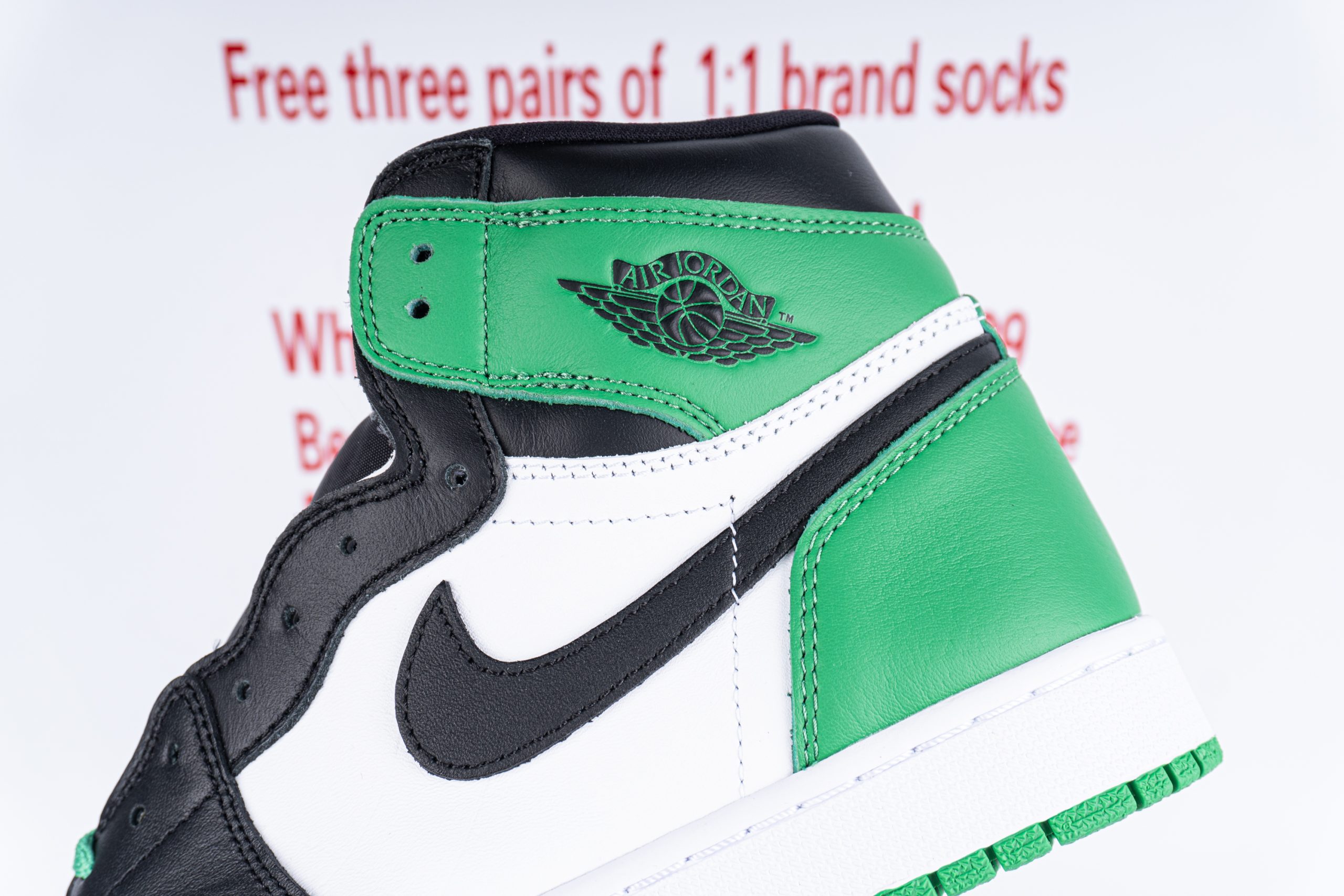 Jordan 1 Retro High OG Lucky Green