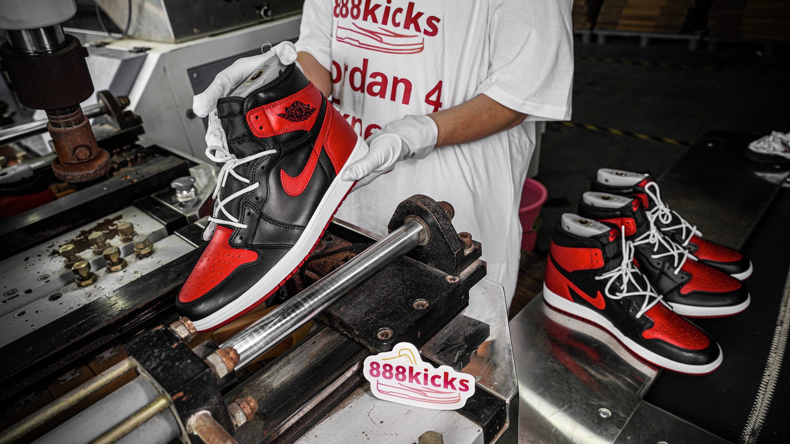 Jordan 1 Retro High Bred Banned 2016