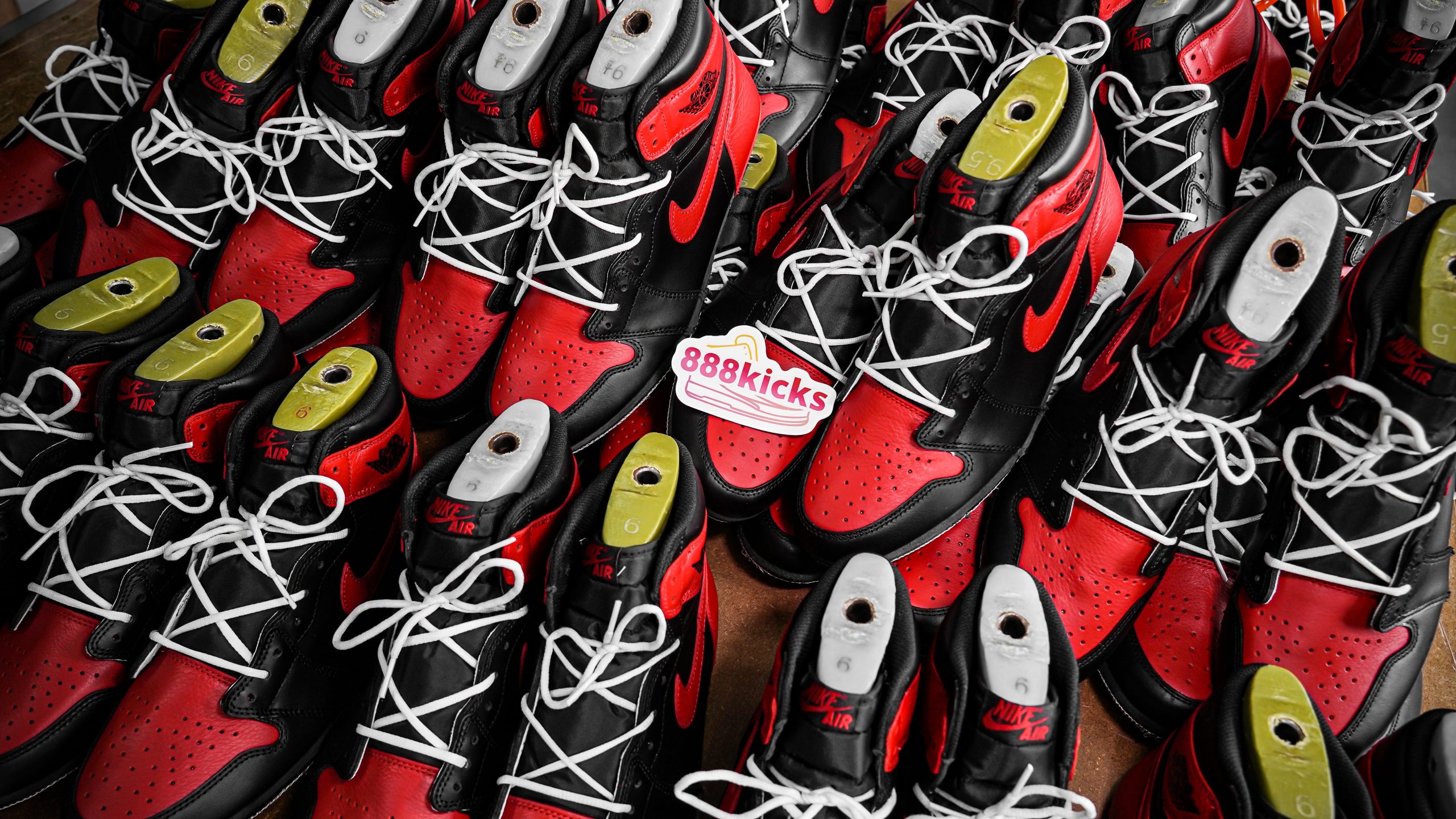 Jordan 1 Retro High Bred Banned 2016