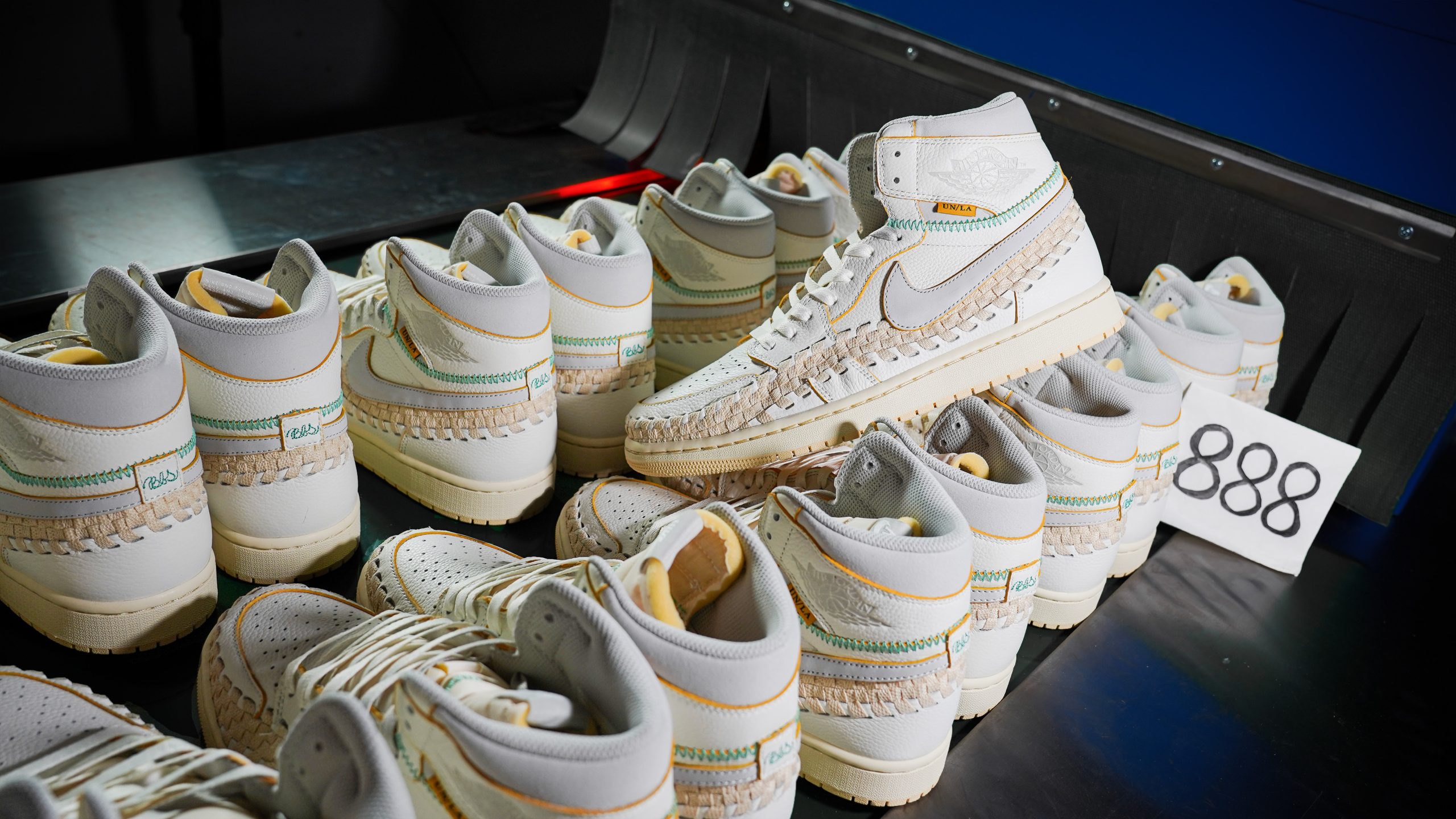 Jordan 1 Retro High OG SPUnion Woven Sail