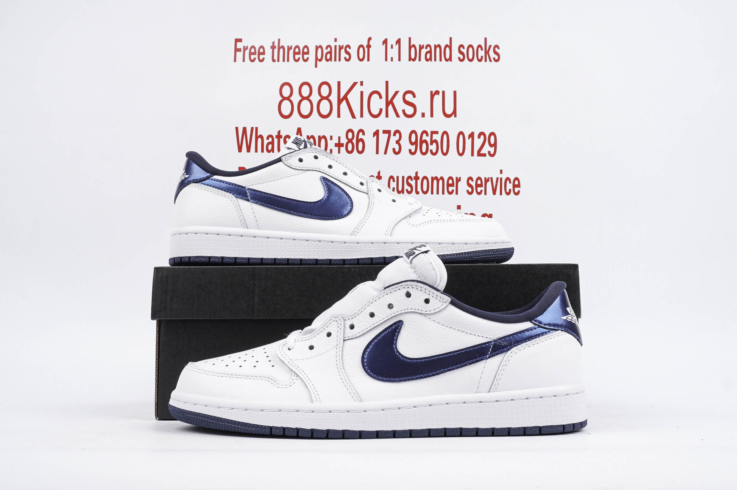 Jordan 1 Retro Low Metallic Blue