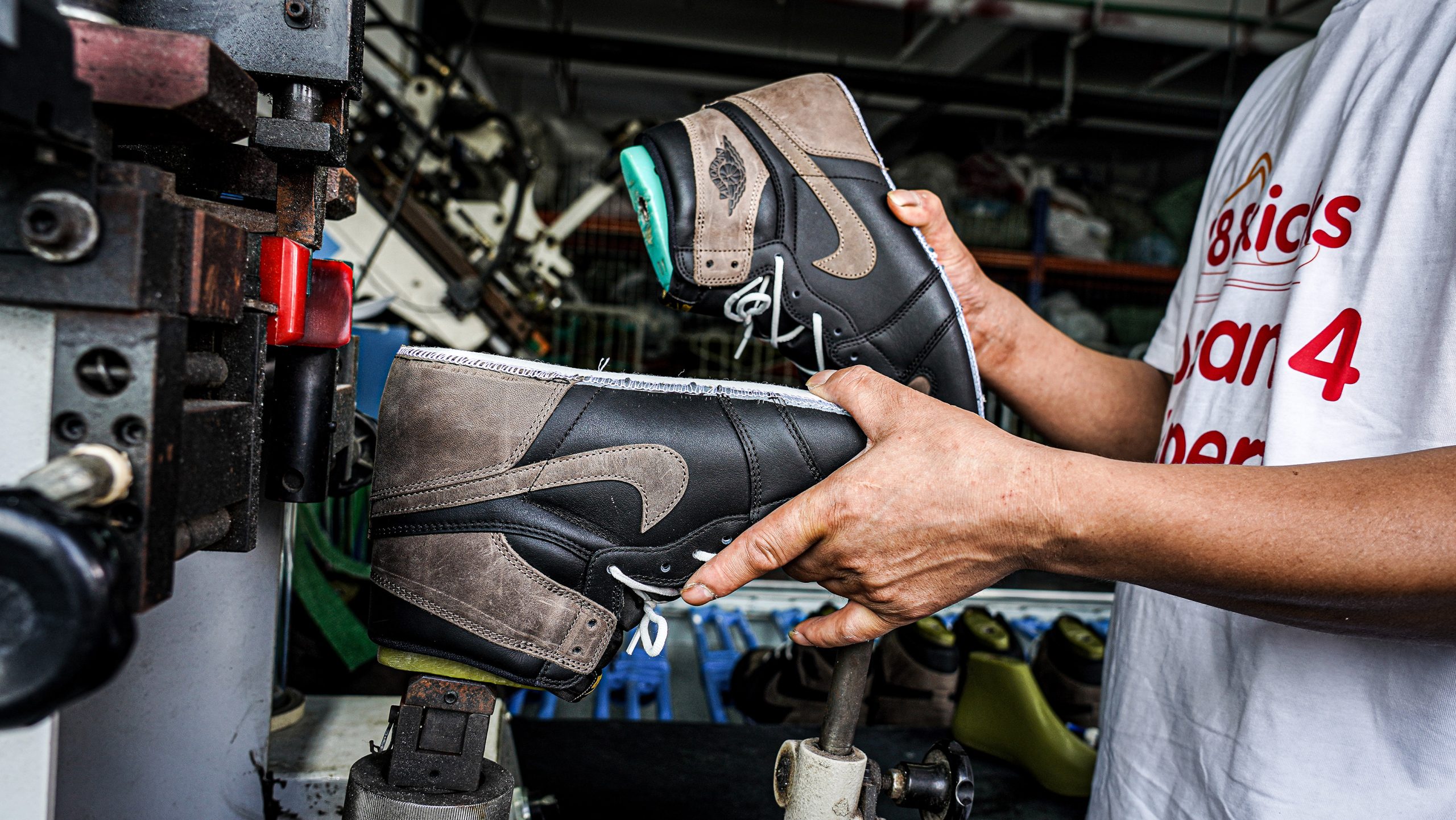 Jordan 1 Retro High OG Palomino