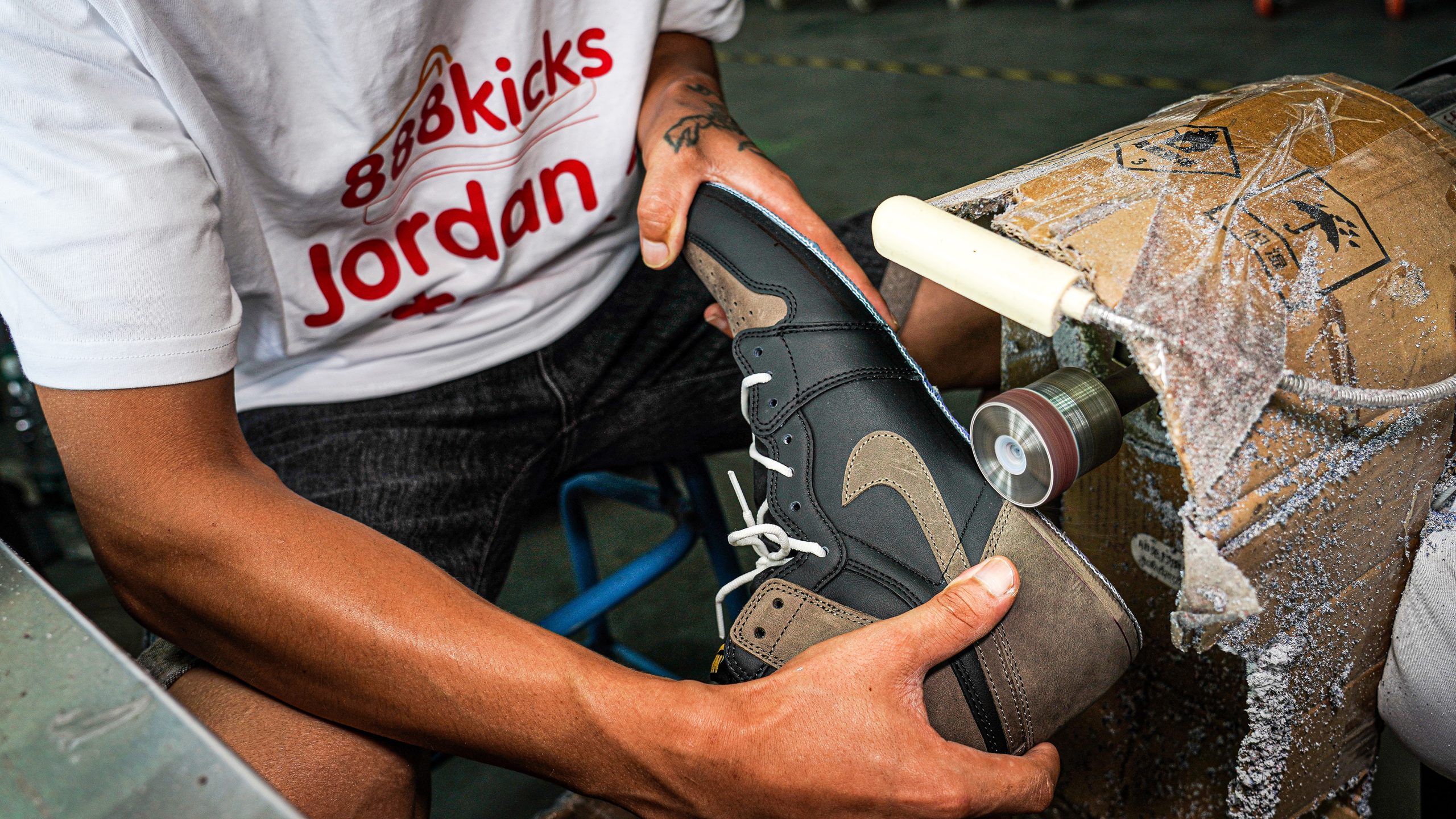 Jordan 1 Retro High OG Palomino