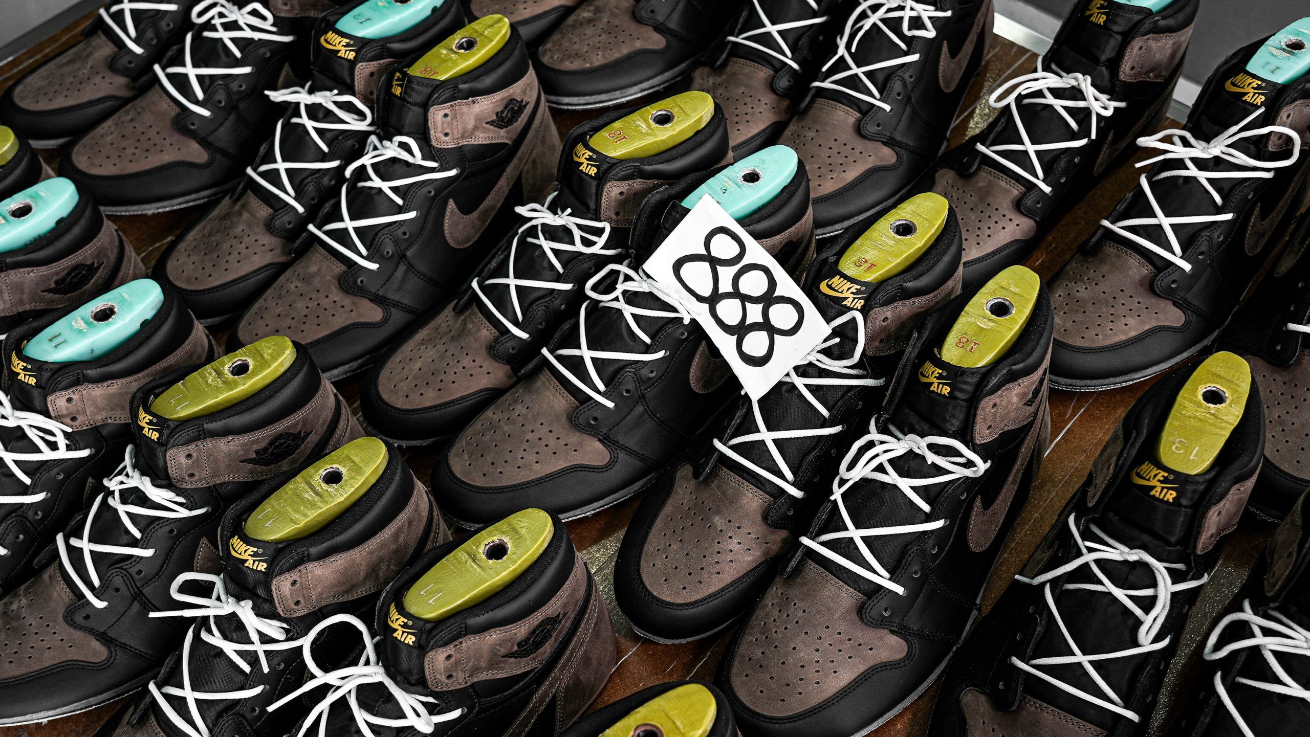 Jordan 1 Retro High OG Palomino