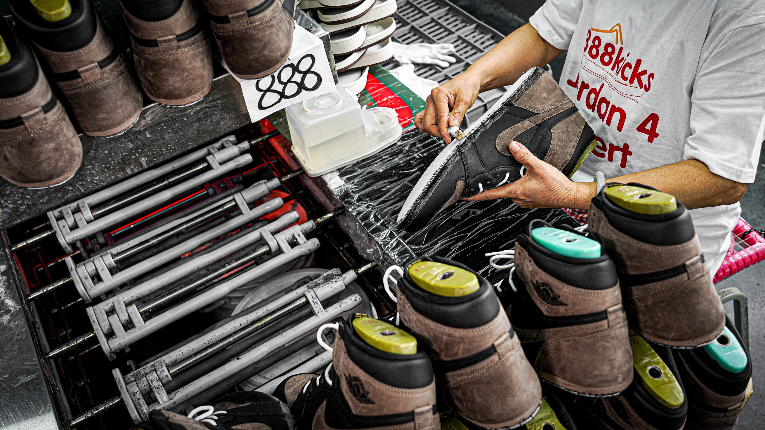 Jordan 1 Retro High OG Palomino