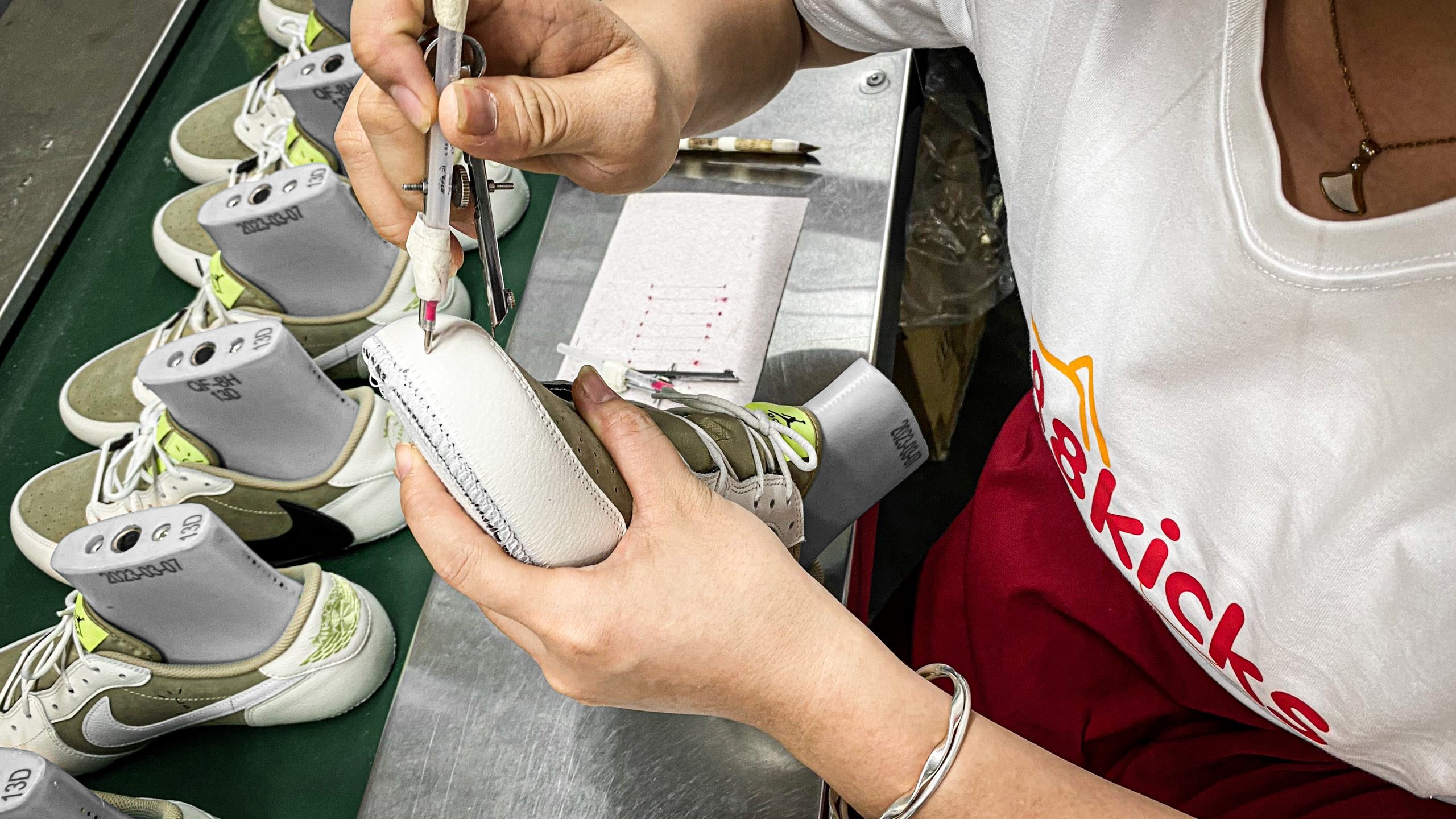 Jordan 1 Retro Low Golf Travis Scott Neutral Olive