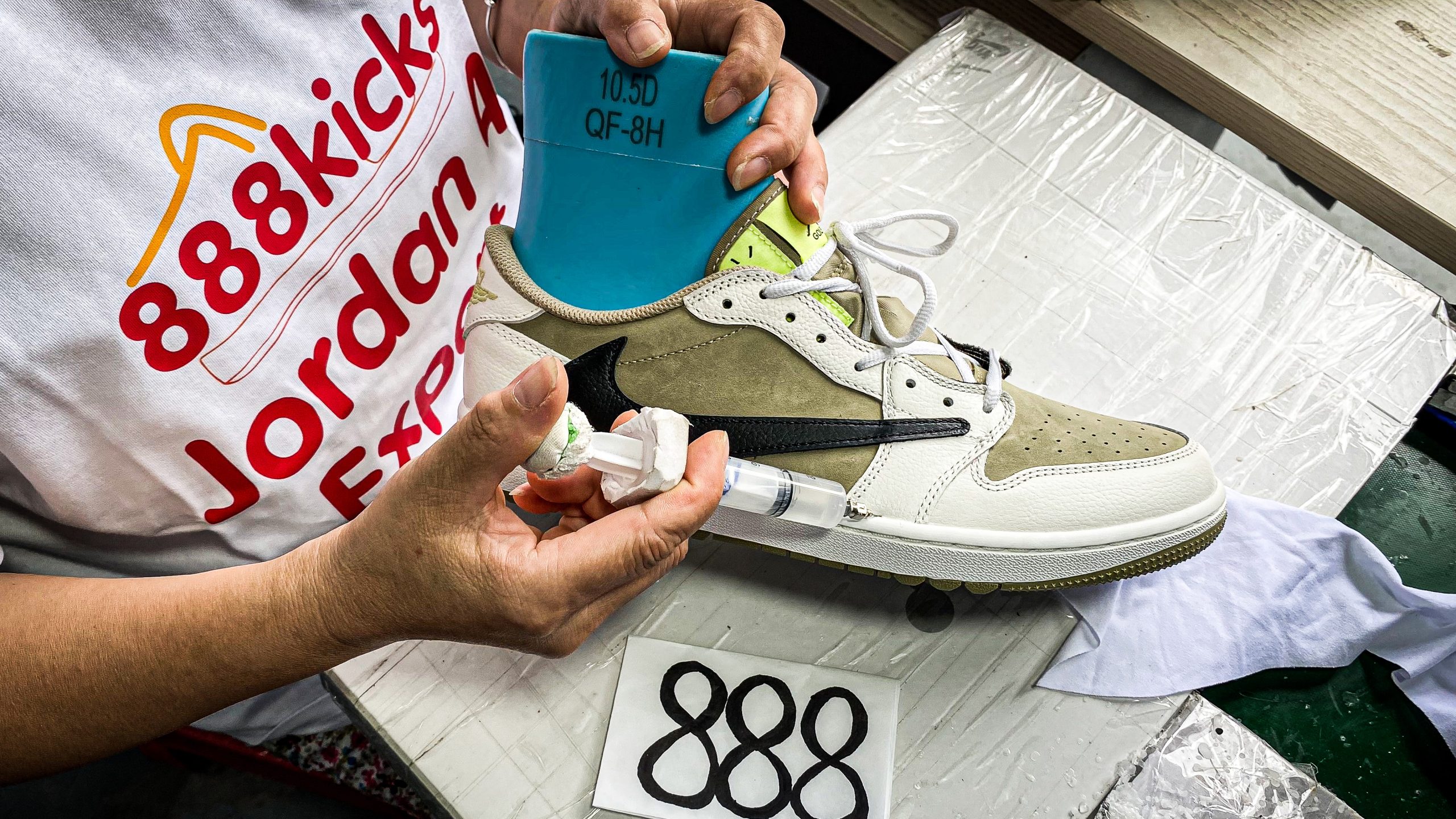 Jordan 1 Retro Low Golf Travis Scott Neutral Olive