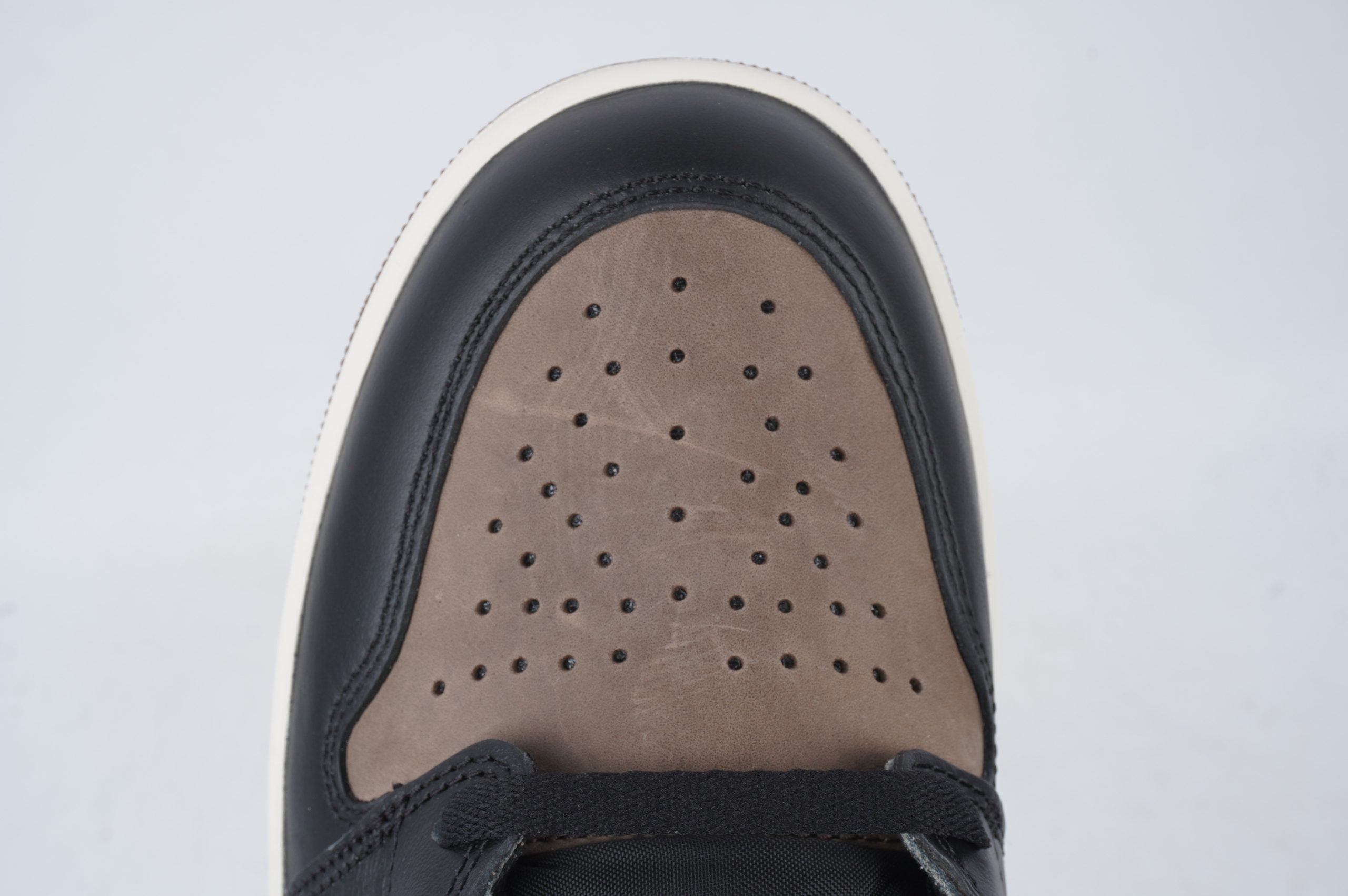 Jordan 1 Retro High OG Palomino