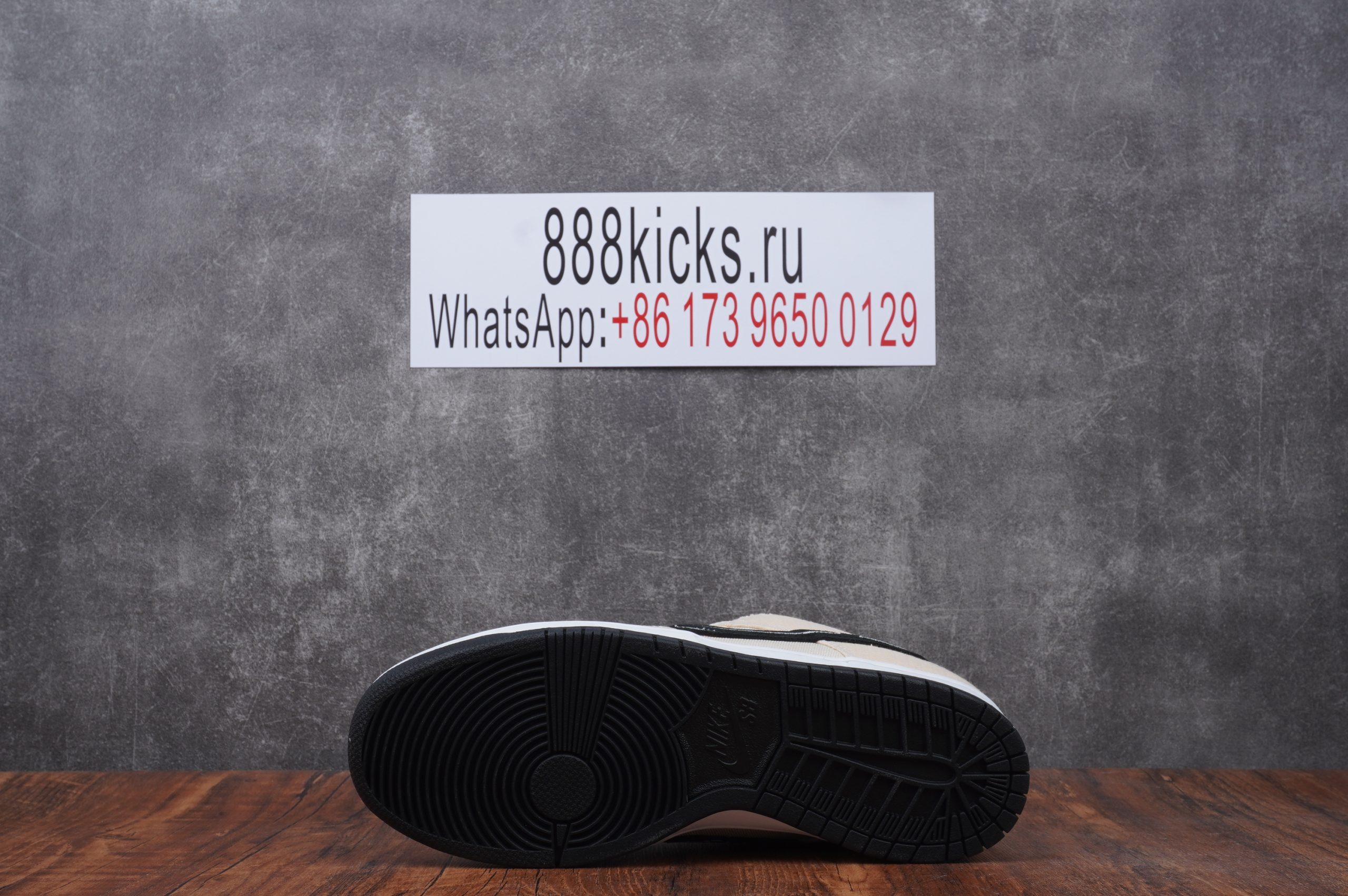 Nike SB Dunk Low Albino Preto