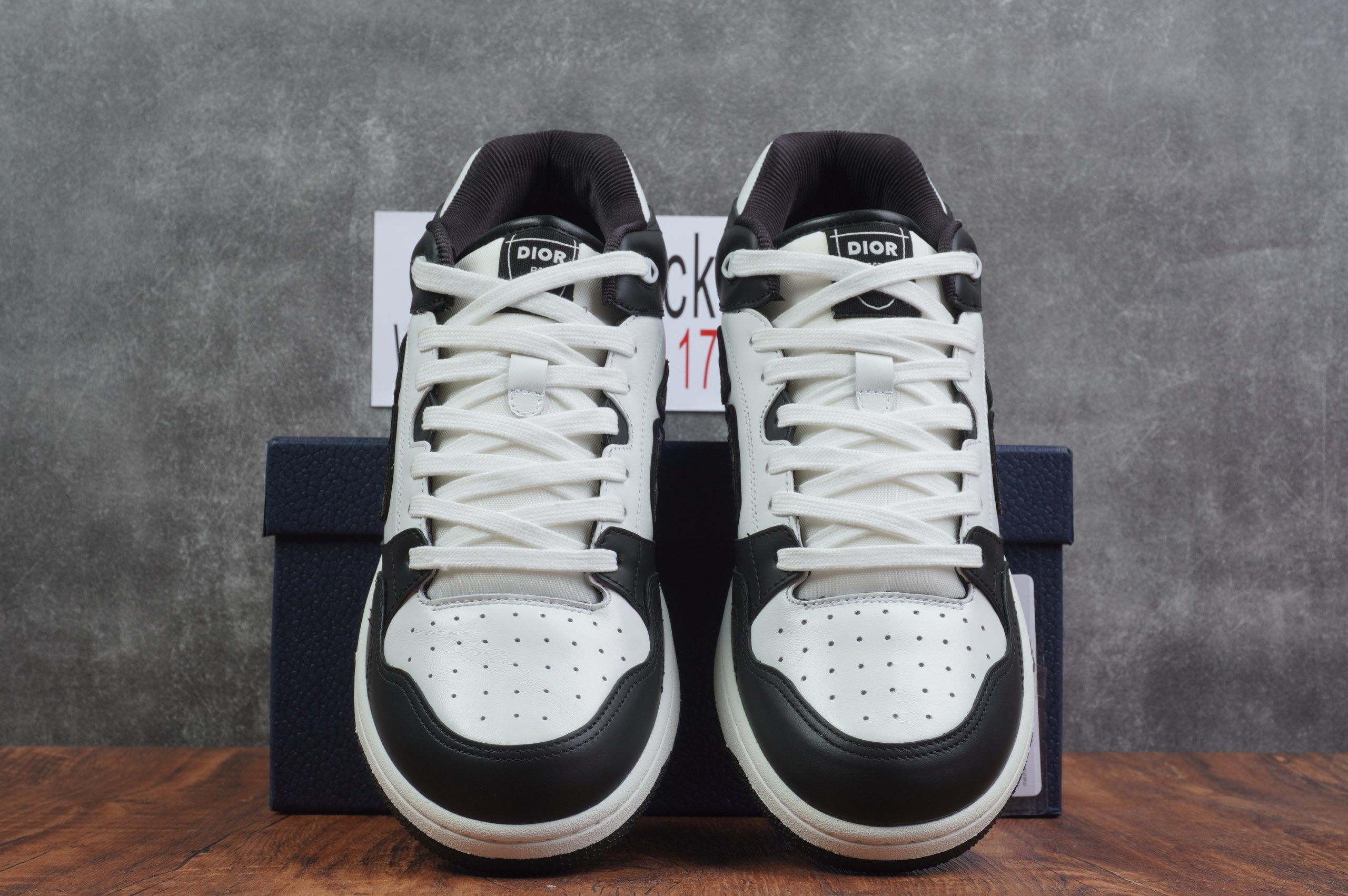 D*or b57 mid-top sneaker black and white
