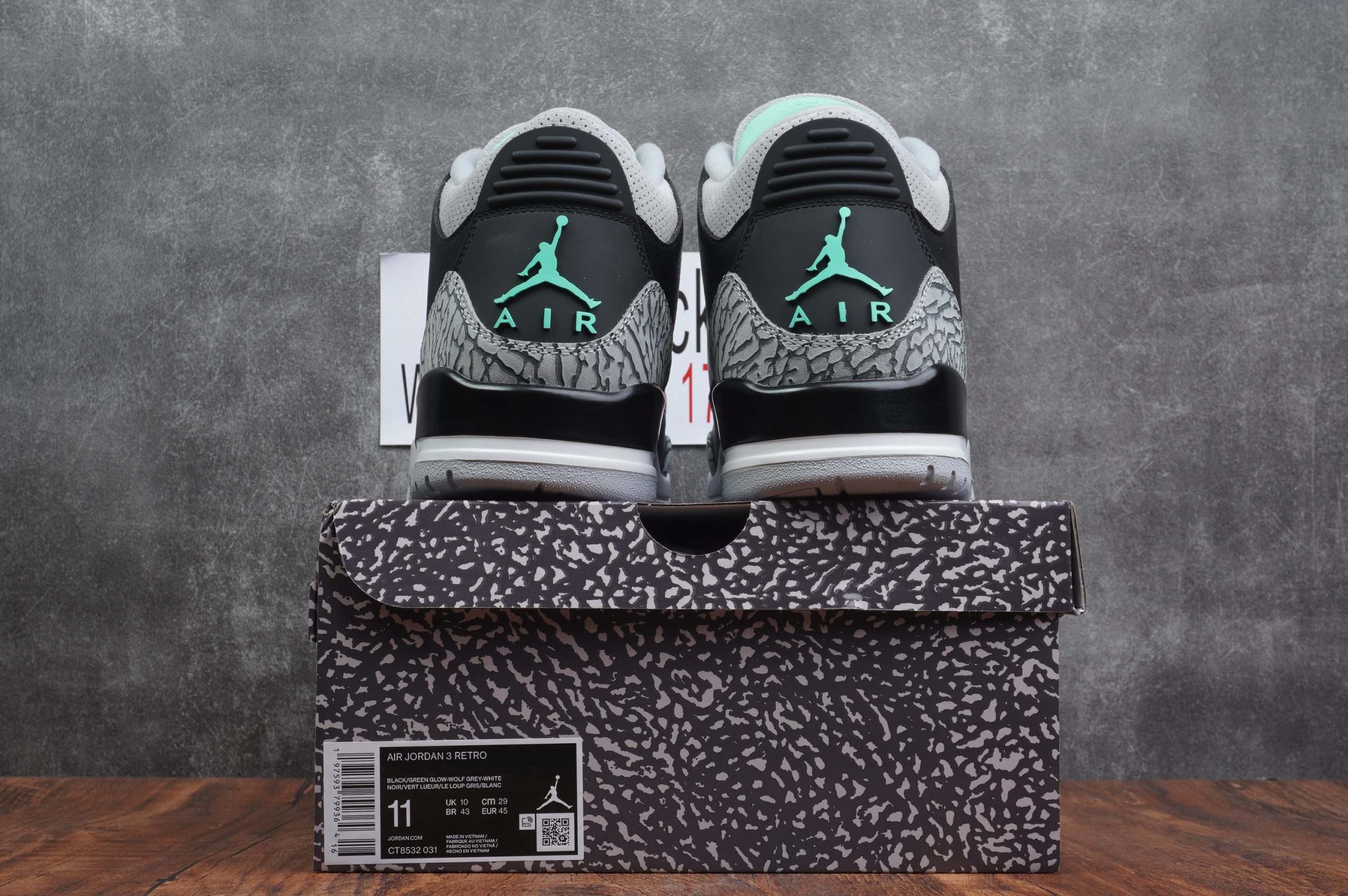 Air Jordan 3 Green Glow GREY WOLF
