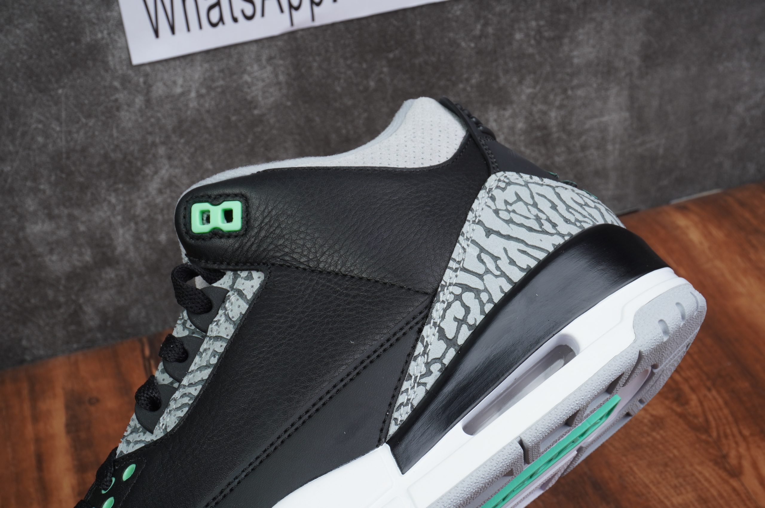 Air Jordan 3 Green Glow GREY WOLF