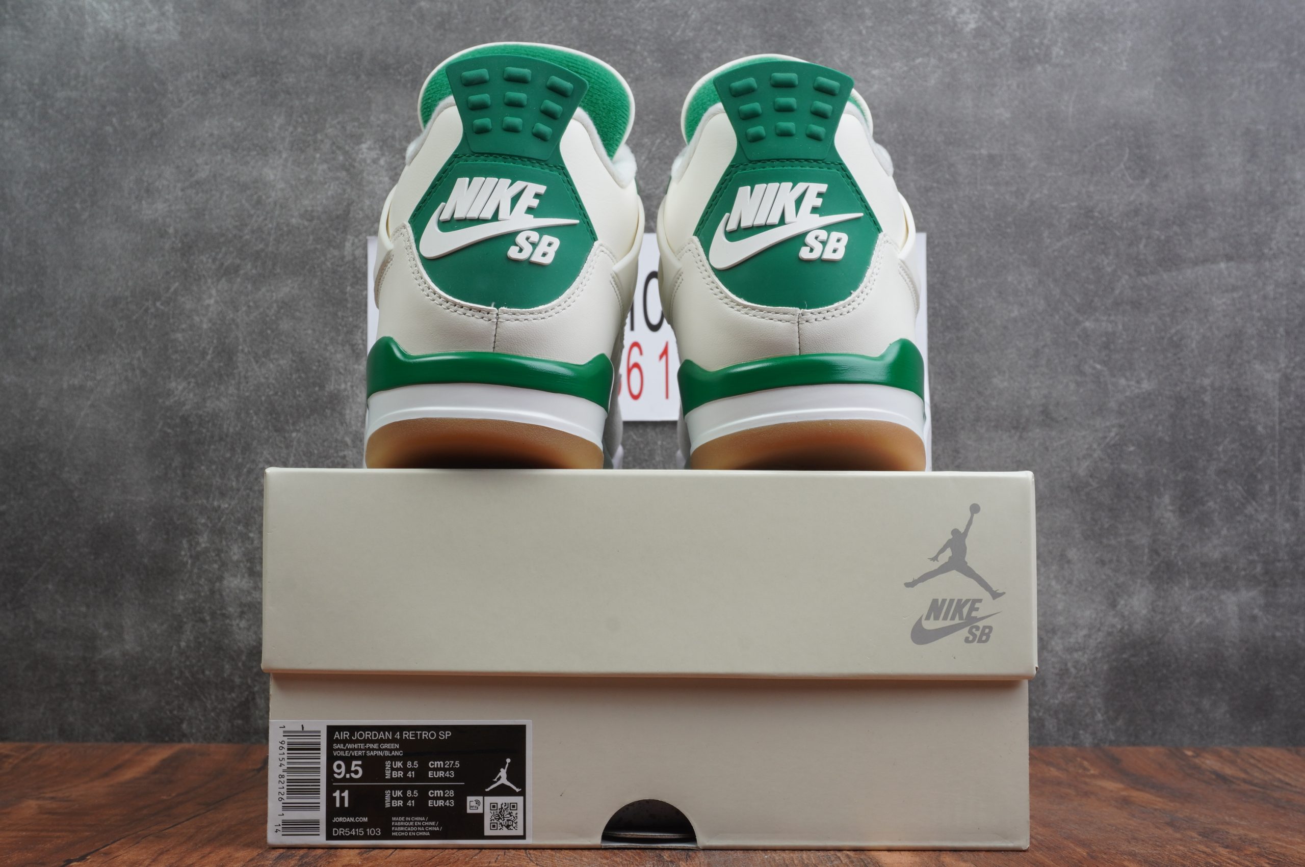 Jordan 4 Retro SB Pine Green