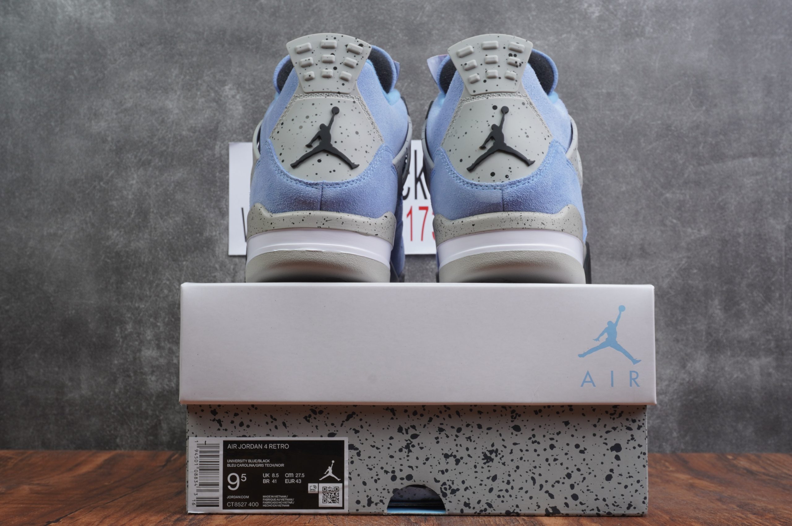 Jordan 4 Retro University Blue