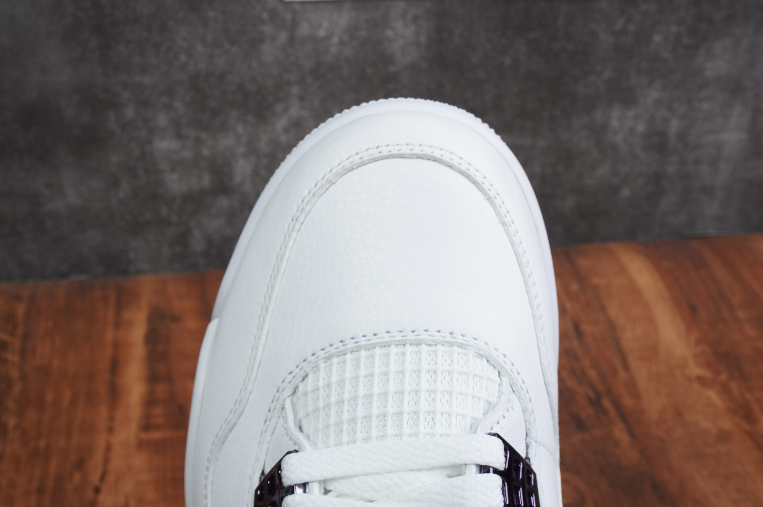 Jordan 4 Retro Metallic Purple