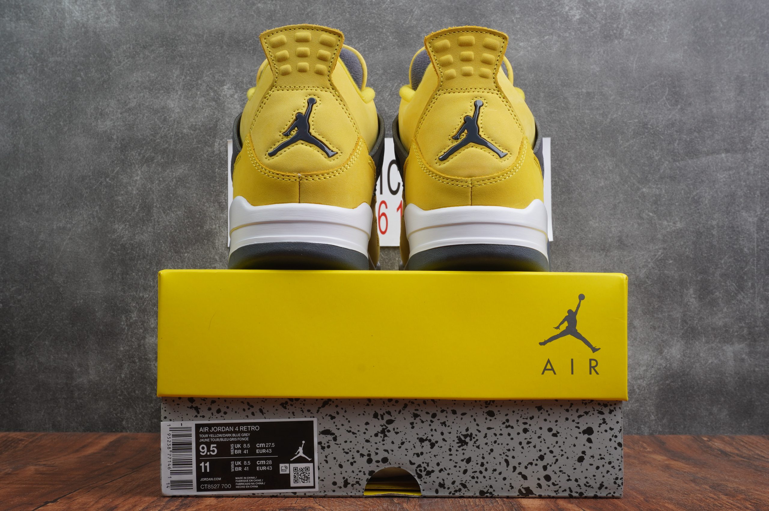 Jordan 4 Retro Lightning 2021