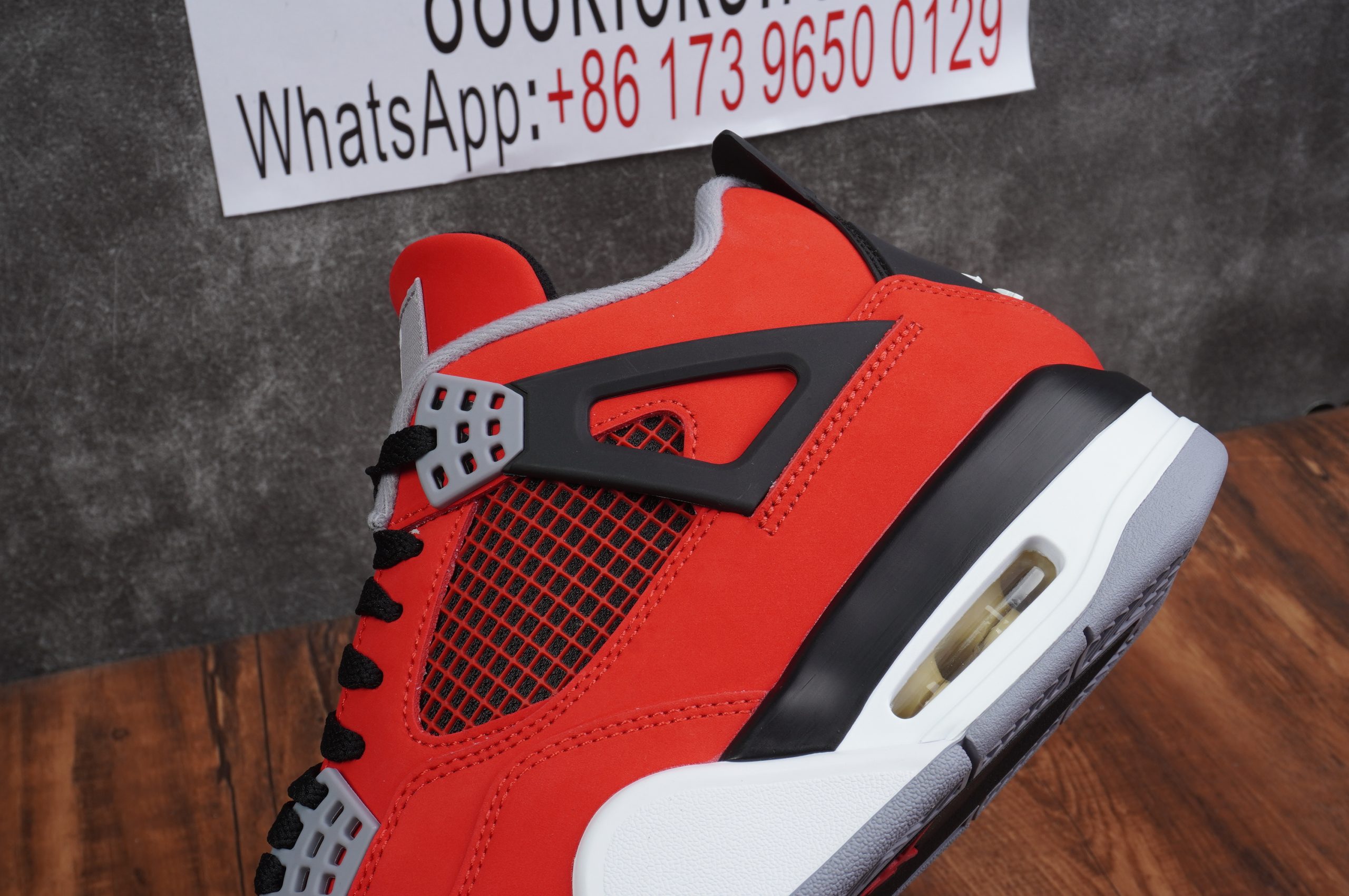 Air Jordan 4 Retro Toro Bravo
