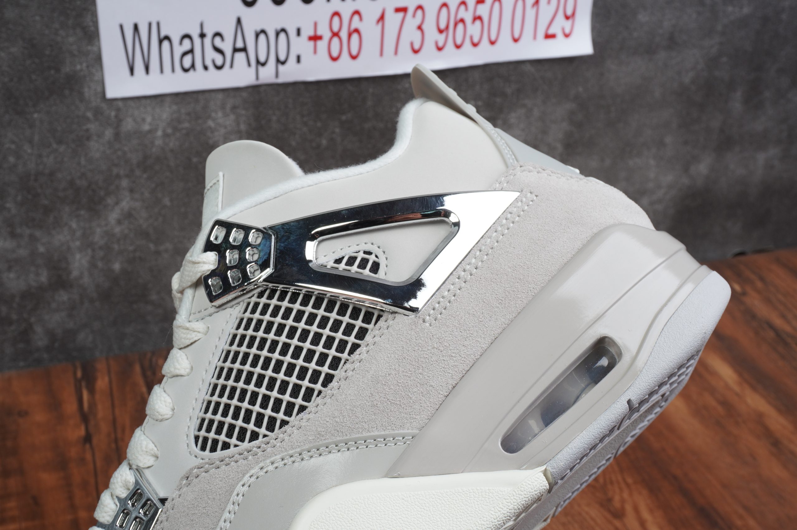 Jordan 4 Retro Frozen Moments