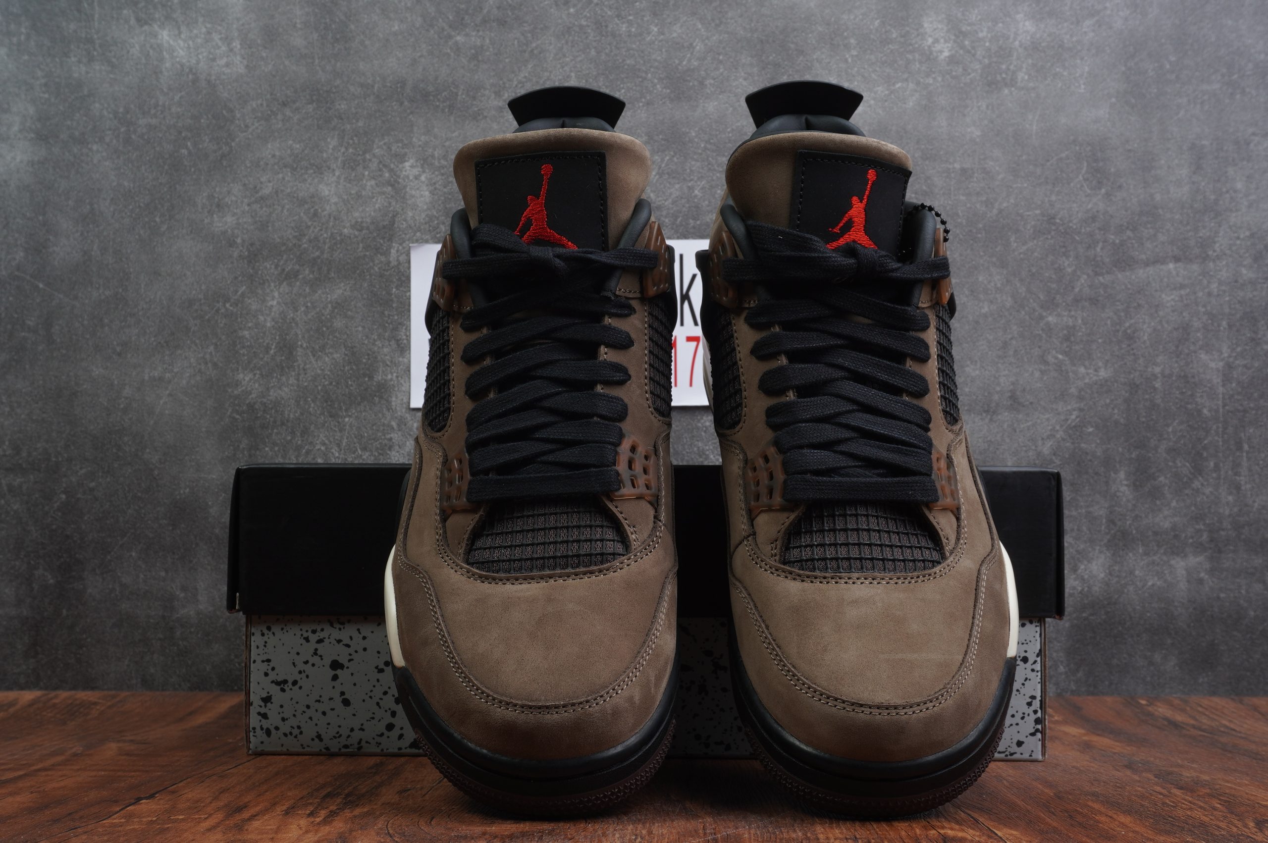 Air Jordan 4 Retro Dark Mocha F&F