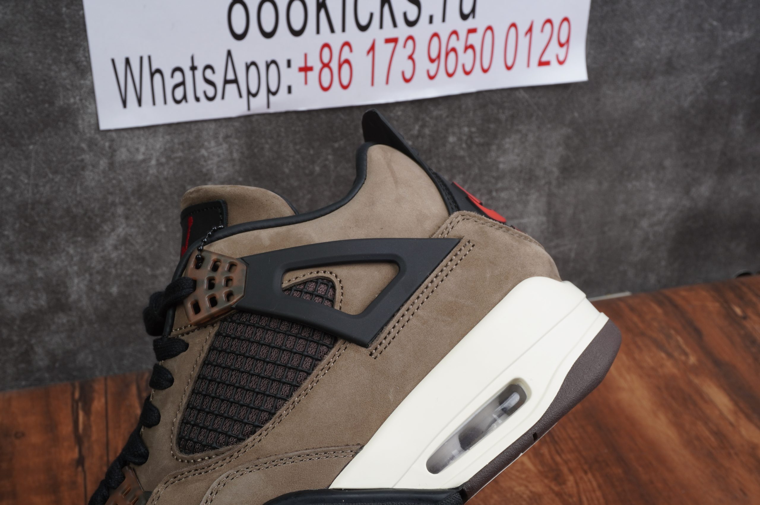 Air Jordan 4 Retro Dark Mocha F&F