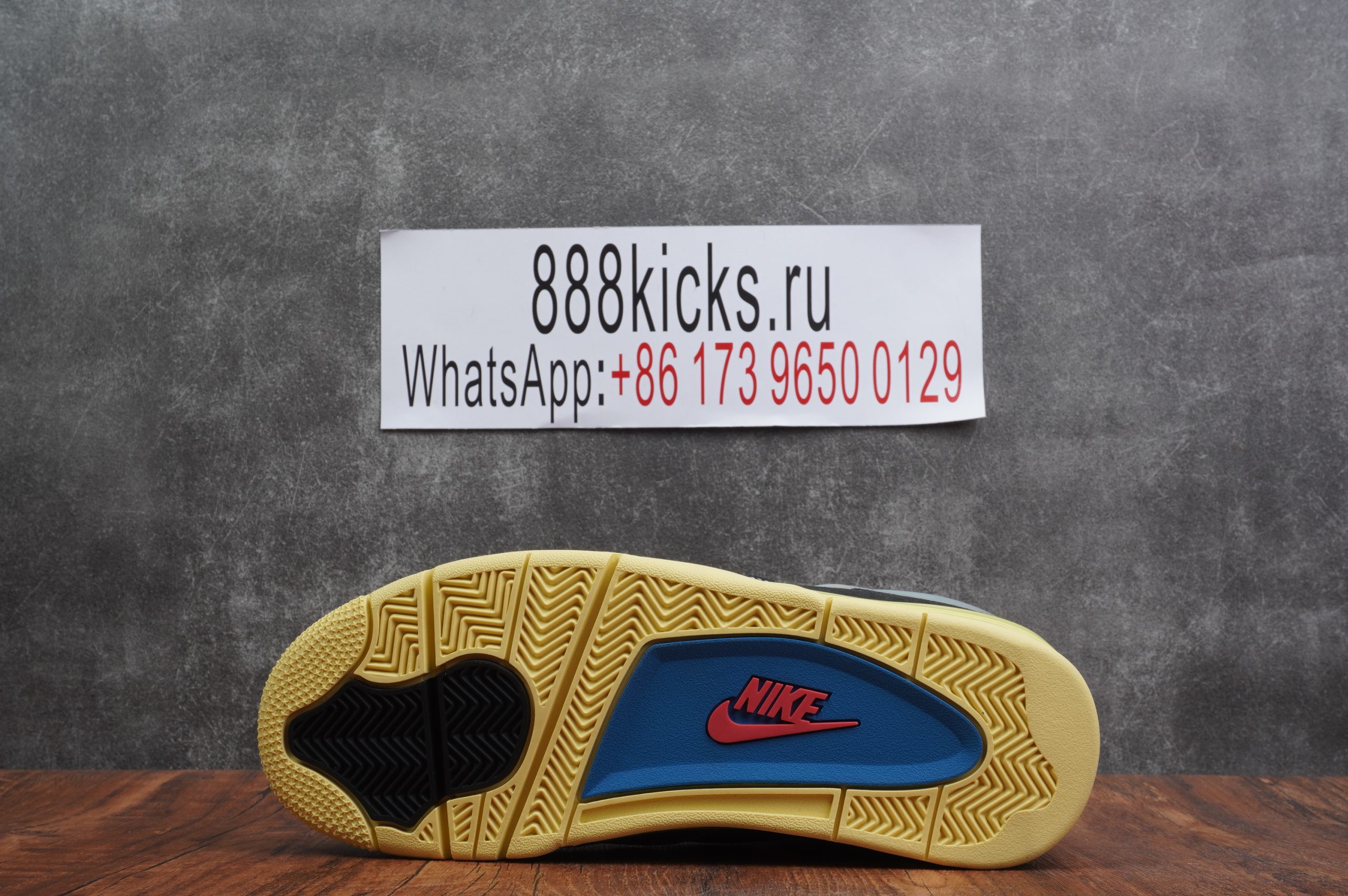 Jordan 4 Retro Union Off Noir